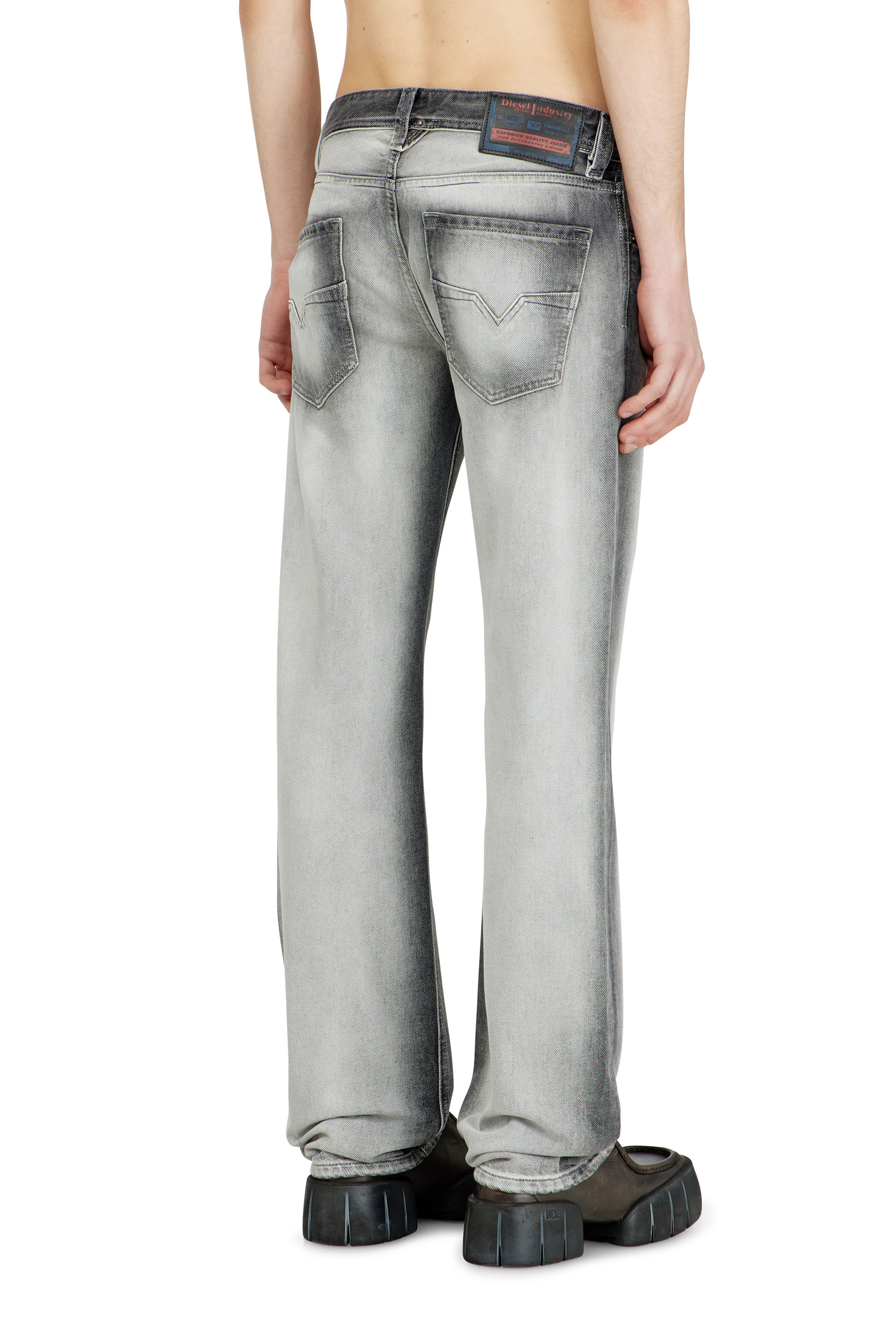 Diesel - Male's Regular Jeans 1985 Larkee 09P28, ダークグレー - 4