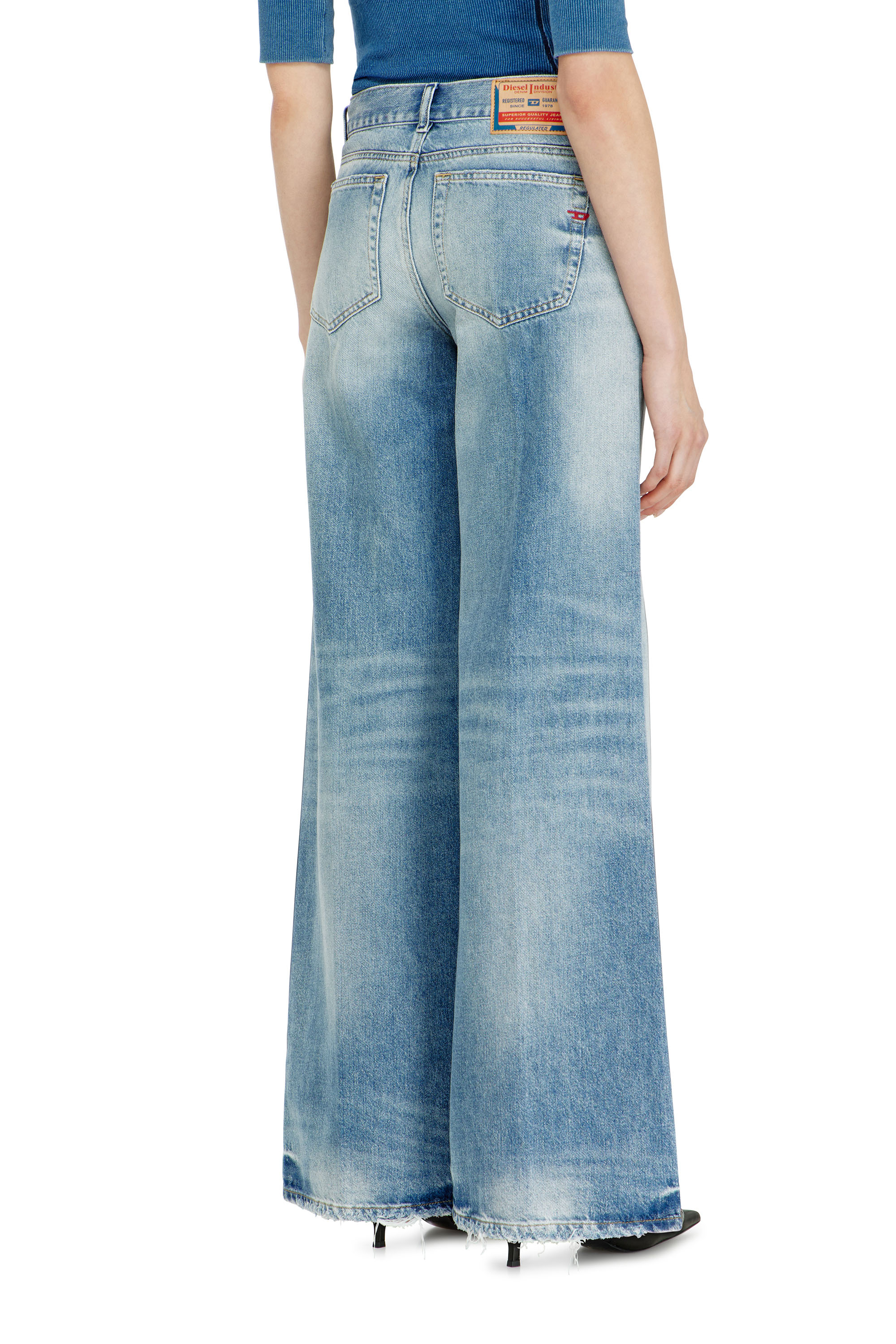 Diesel - Female's Flare Jeans 1978 D-Akemi 09M07, ライトブルー - 5