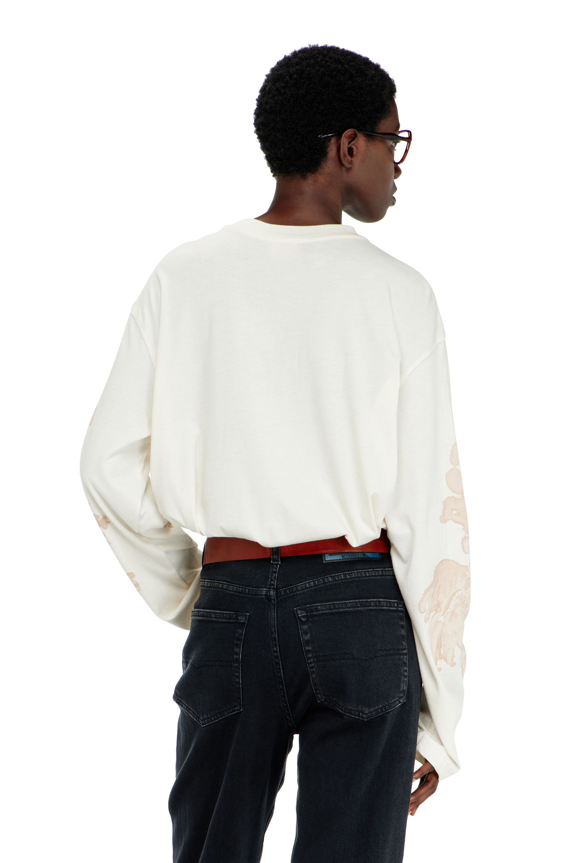 Diesel - T-HILARY-LS-AA1, Female's 長袖Tシャツ in ホワイト/ピンク - 2