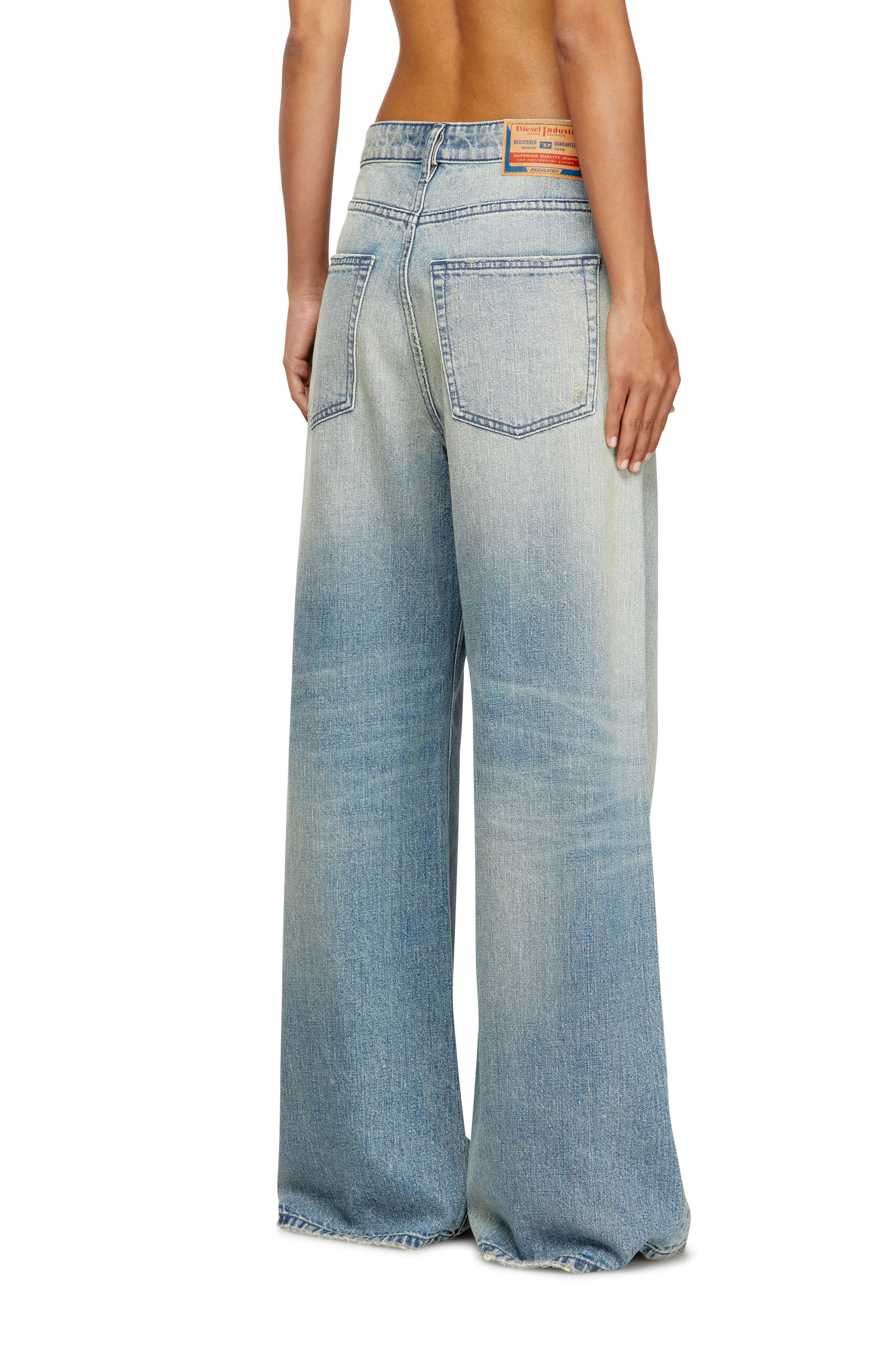 Diesel - Female's Relaxed Jeans 1996 D-Sire 0DBEC, ライトブルー - 4