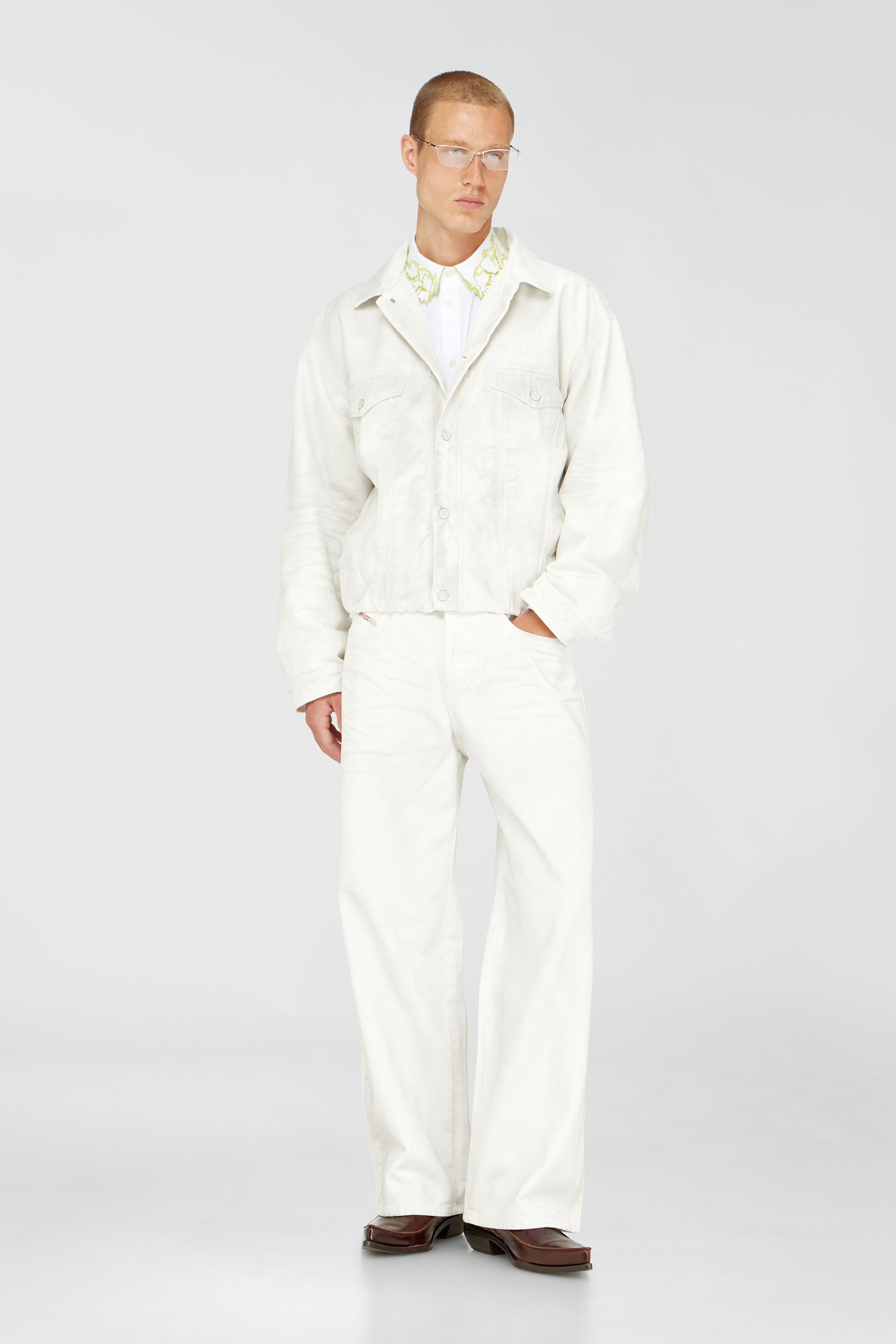 Diesel - Unisex's Relaxed Jeans 1982 D-Hakou 007GG, ホワイト - 1