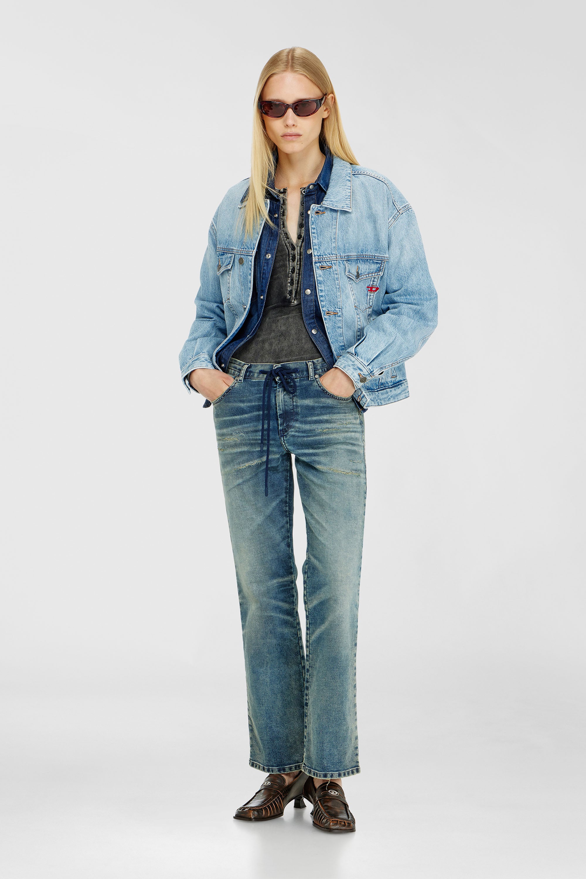 Diesel - Female's Regular 2071 D-Meel Joggjeans&reg; 068WZ, ミディアムブルー - 1