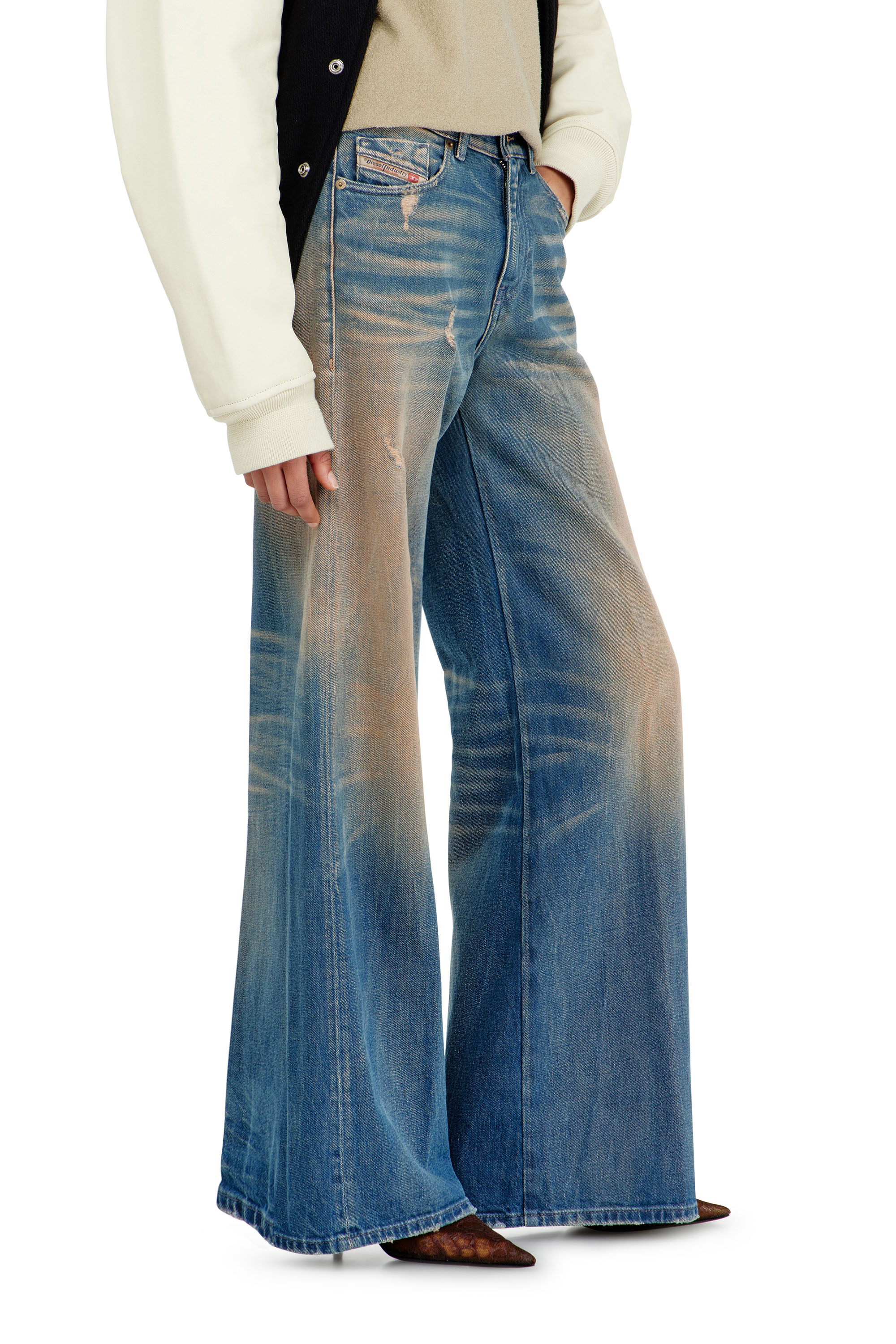 Diesel - Female's Flare Jeans 1978 D-Akemi 09P37, ダークブルー - 7