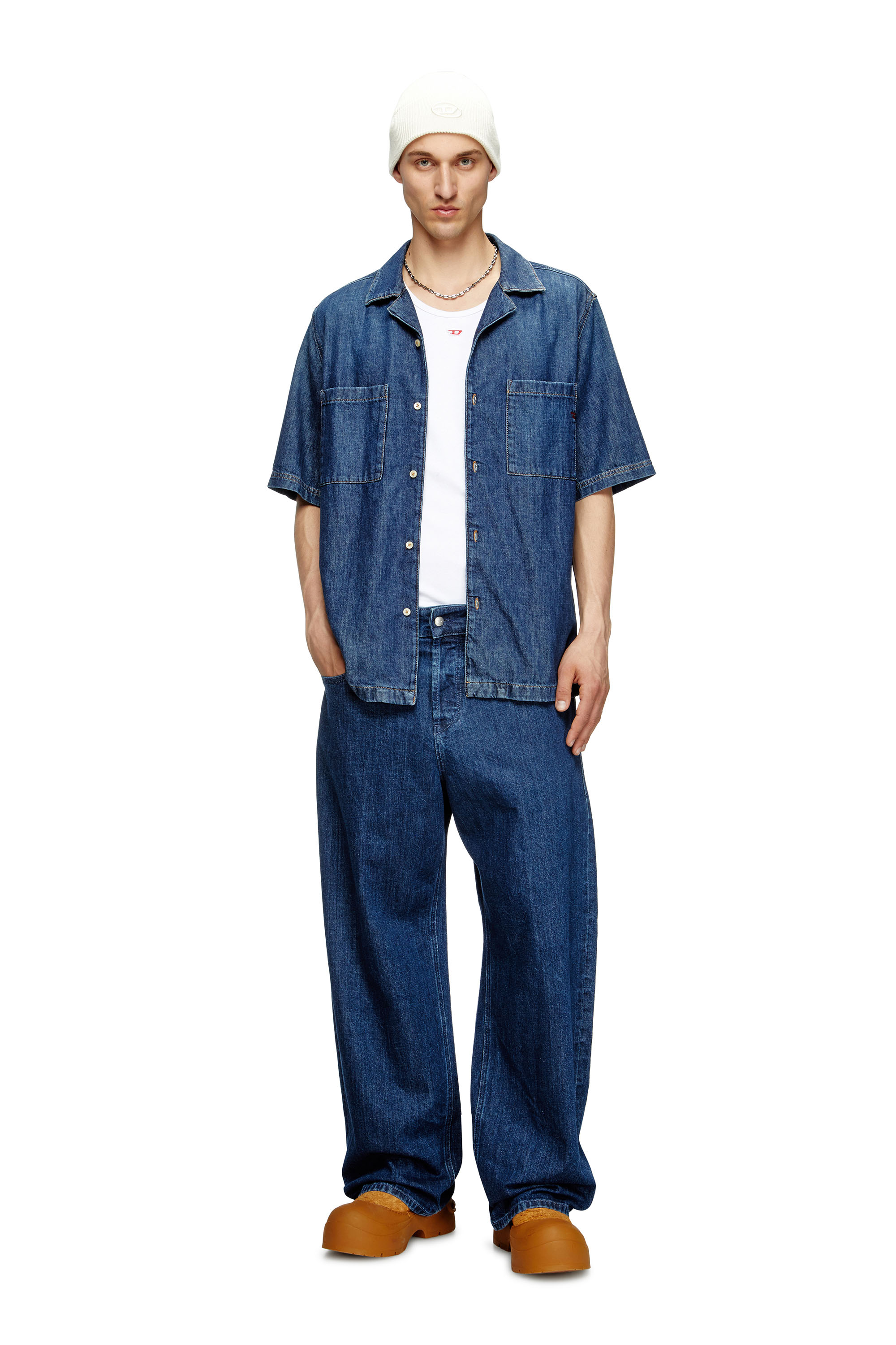 Diesel - D-PAROSHORT, Male's Bowling shirt in denim in ダークブルー - 1