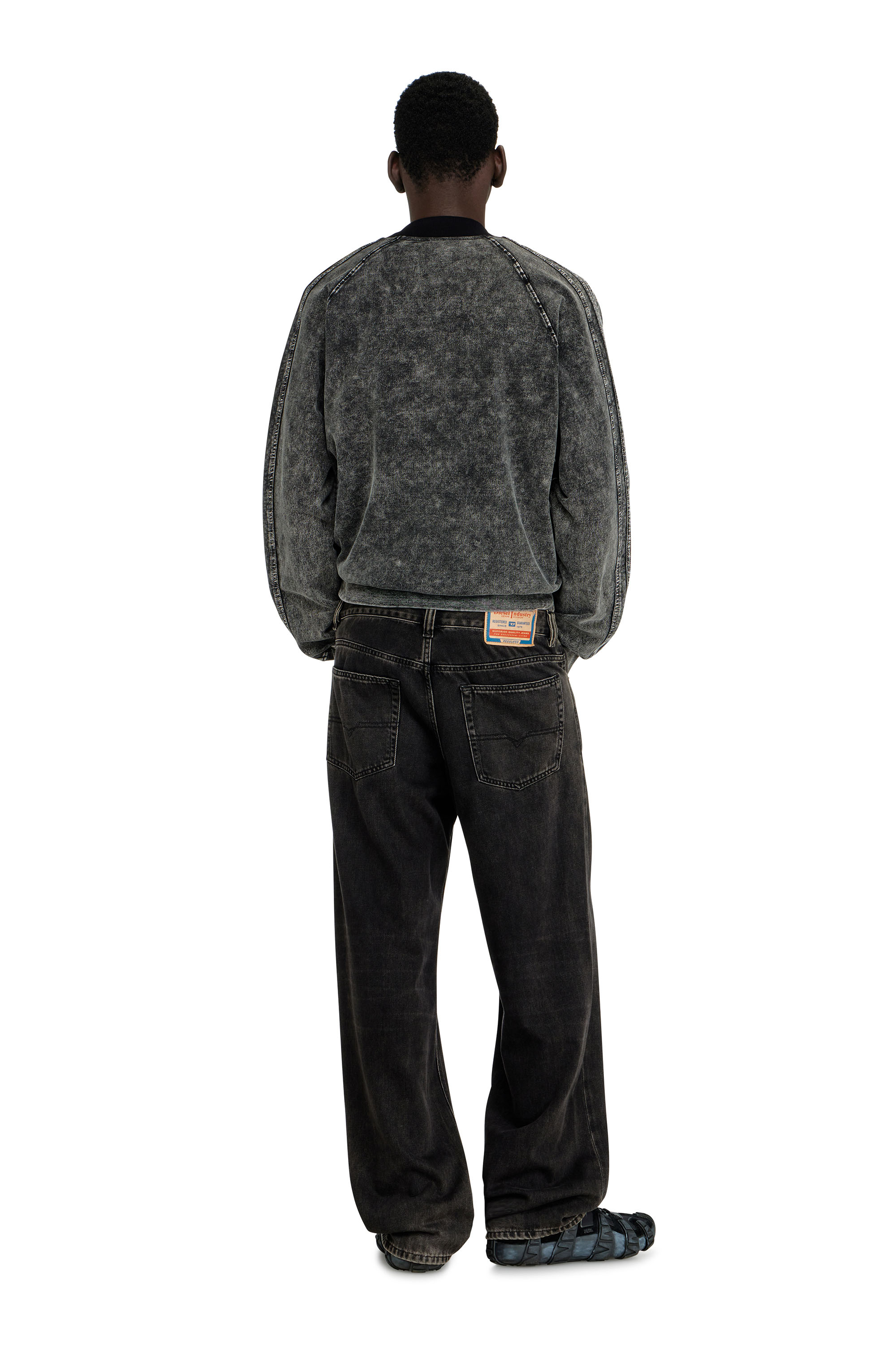 Diesel - Male's Relaxed Jeans 2001 D-Macro 09I35, ブラック/ダークグレー - 3