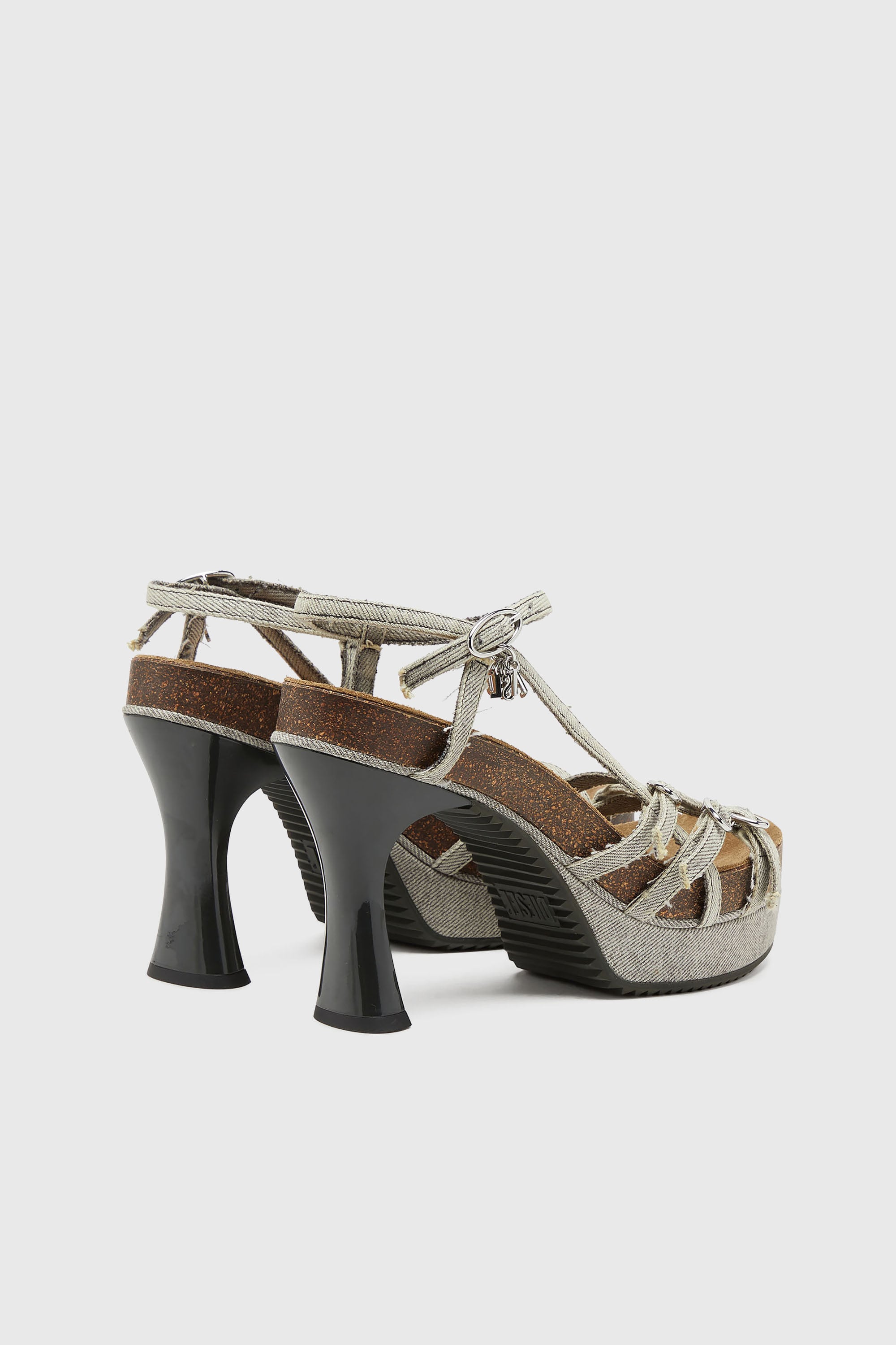 Diesel - D-WOODSTOCK 105 SANDAL, Female's サンダル in グレー - 2