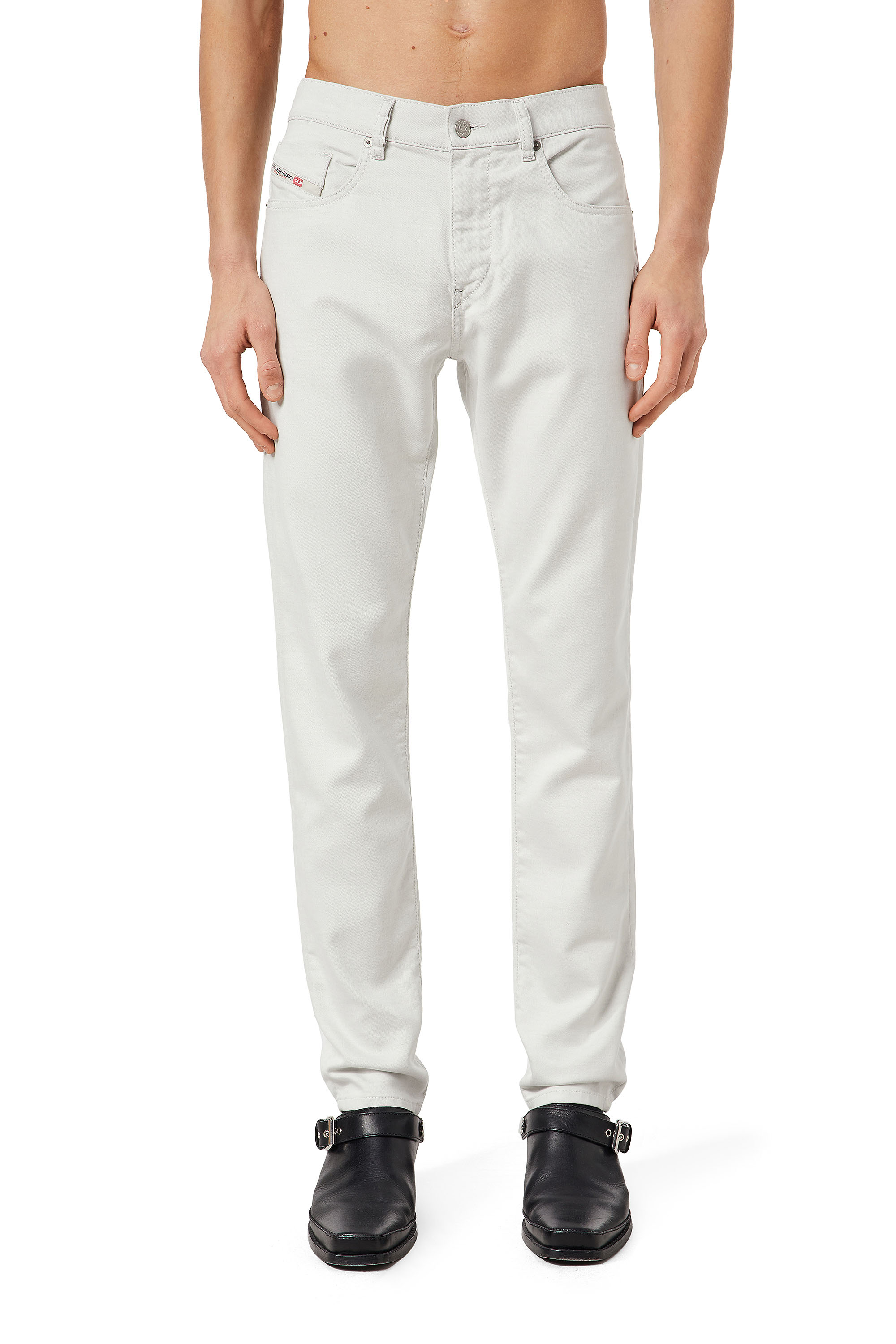 D-Strukt JoggJeans® 069ZY MEN: ミディアムスリムデニム |ディーゼル