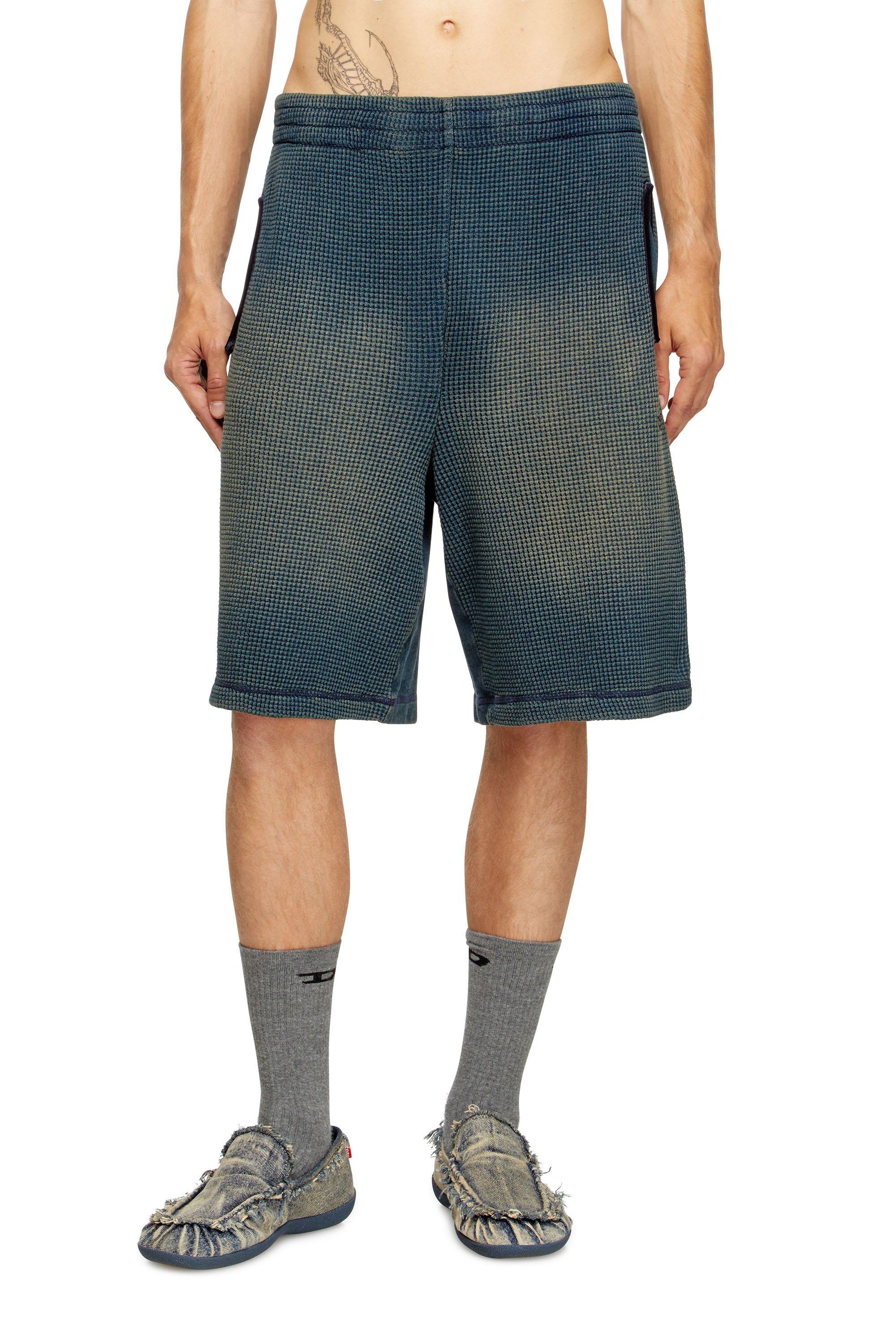 Diesel - P-WAFY-SHORT, Male's Sweat shorts in mixed denim-look jersey in ダークブルー - 1