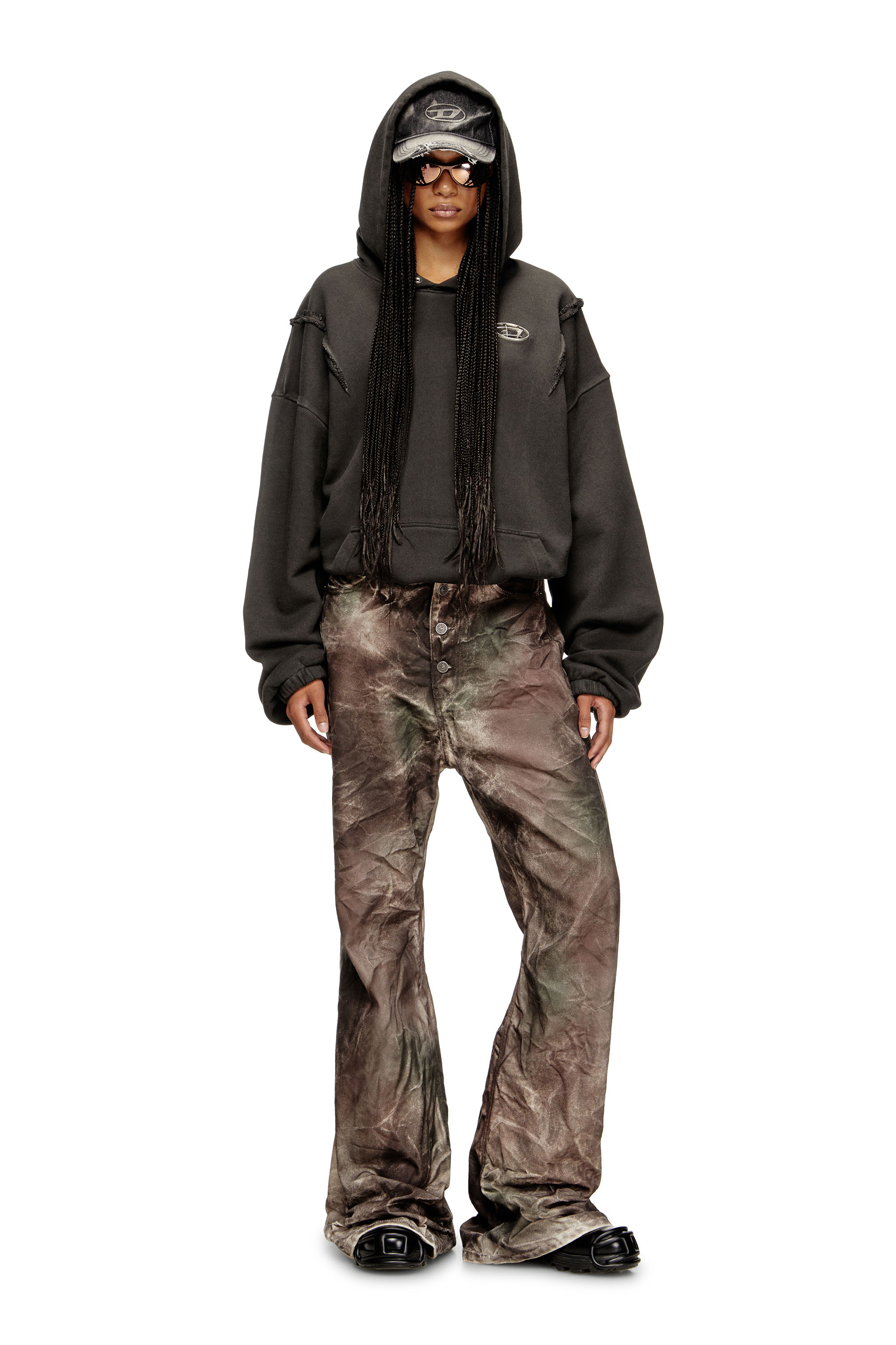 Diesel - P-THUG-PANT, Unisex's Pants in crinkled camo canvas in ブラウン/グリーン - 7