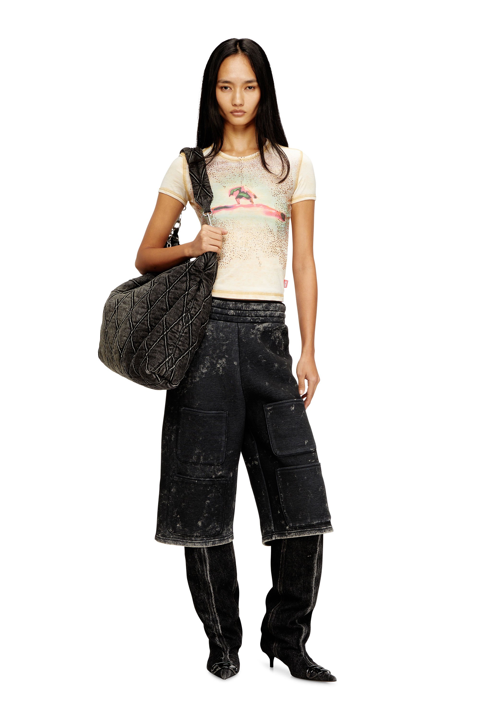 Diesel - T-UNCUTIES-LONG-S10, Female's 半袖トップ in ベージュ - 2