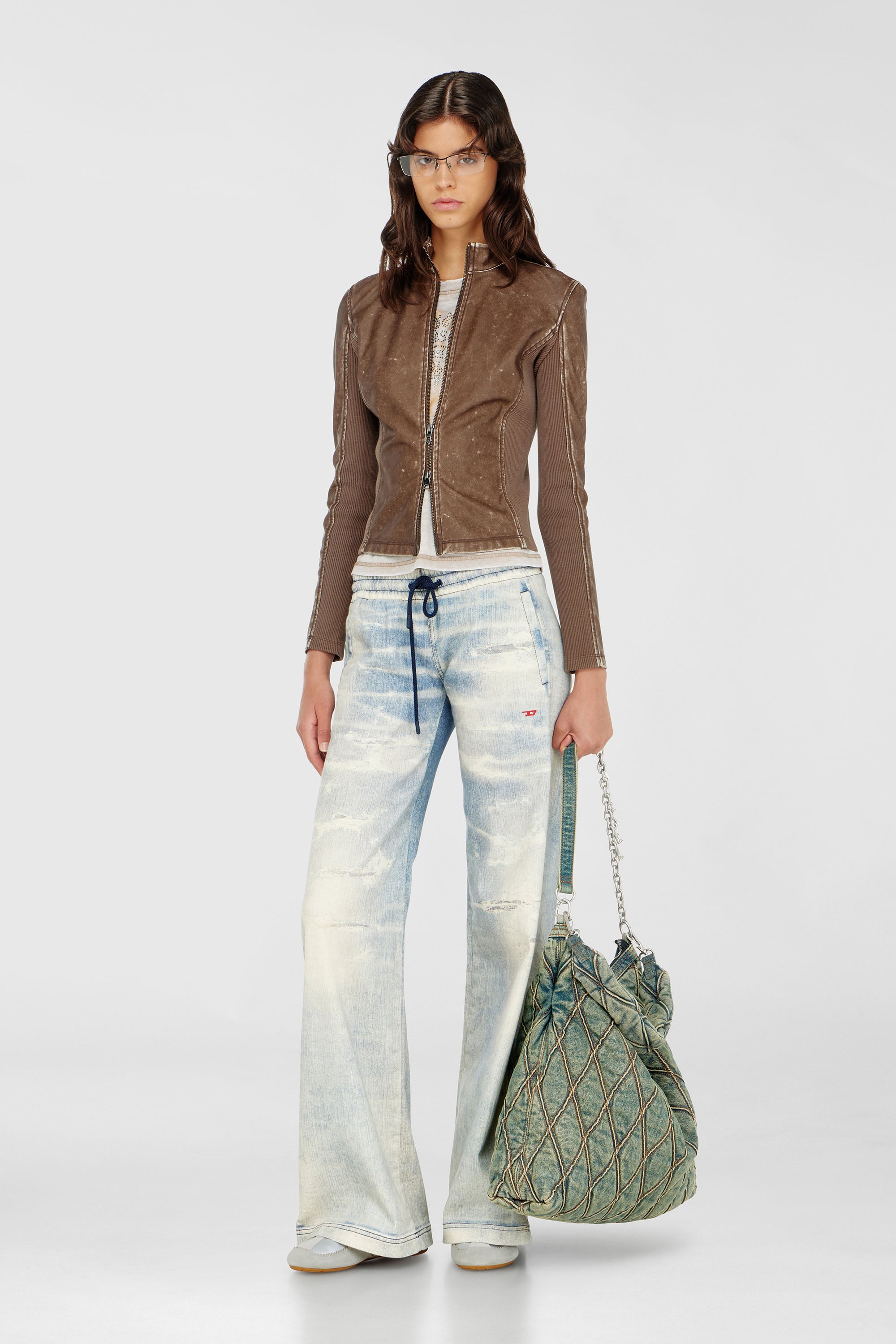 Diesel - Female's Relaxed 2078 D-Ainty Joggjeans&reg; 068XM, ライトブルー - 1