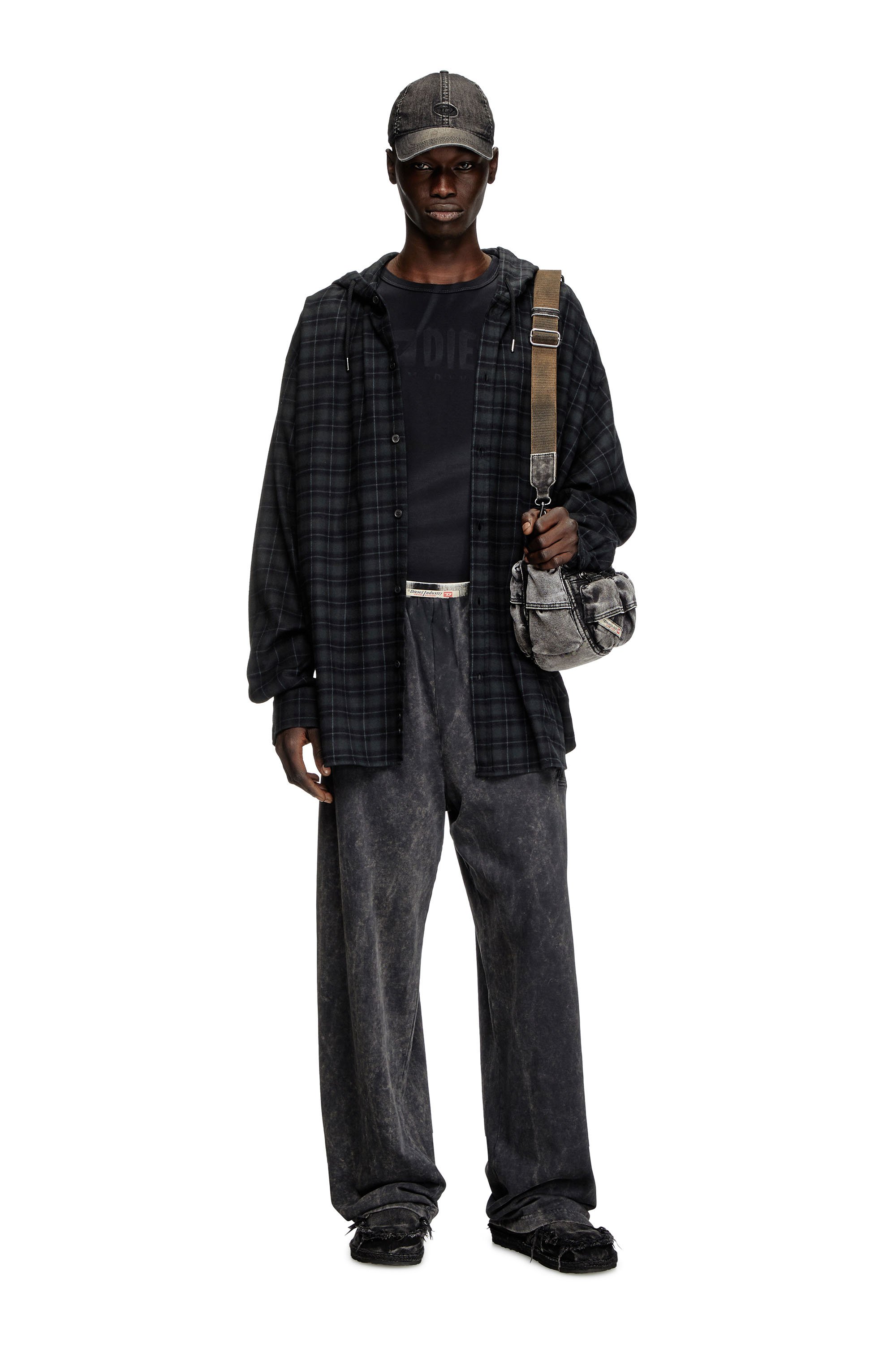 Diesel - T-ADJUST-R13, Male's Tシャツ in ブラック - 1