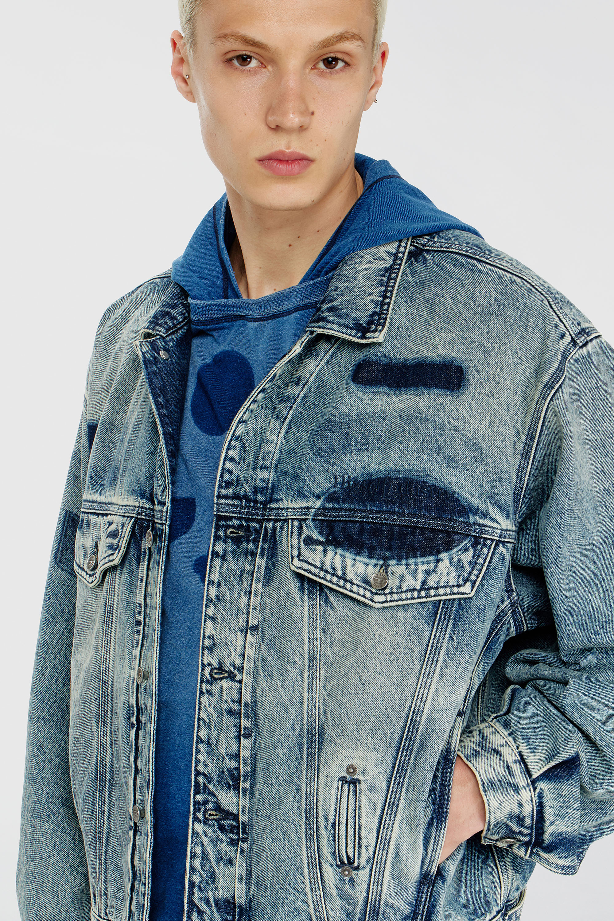 Diesel - D-DENVER-S2, Unisex's デニムジャケット in ミディアムブルー - 4