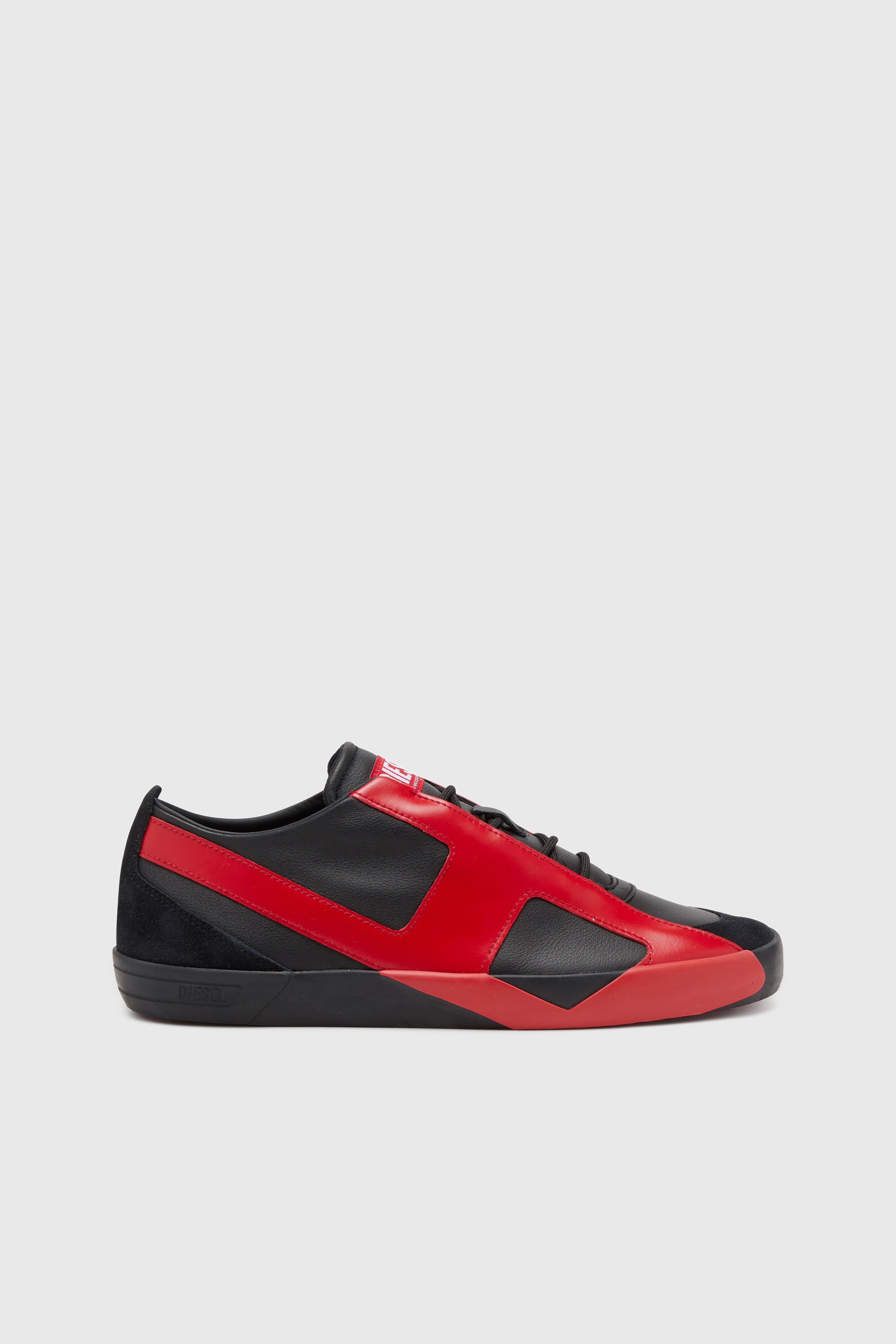 Diesel - S-SLANTE-D LOW, Male's スニーカー in ブラック/レッド - 2
