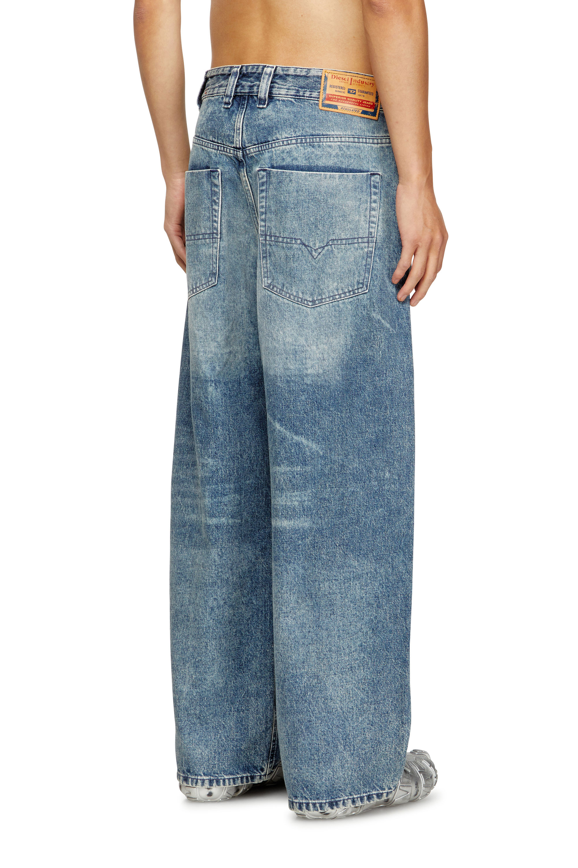 Diesel - Unisex's Relaxed Jeans 1997 D-Enim 007DA, ライトブルー - 4