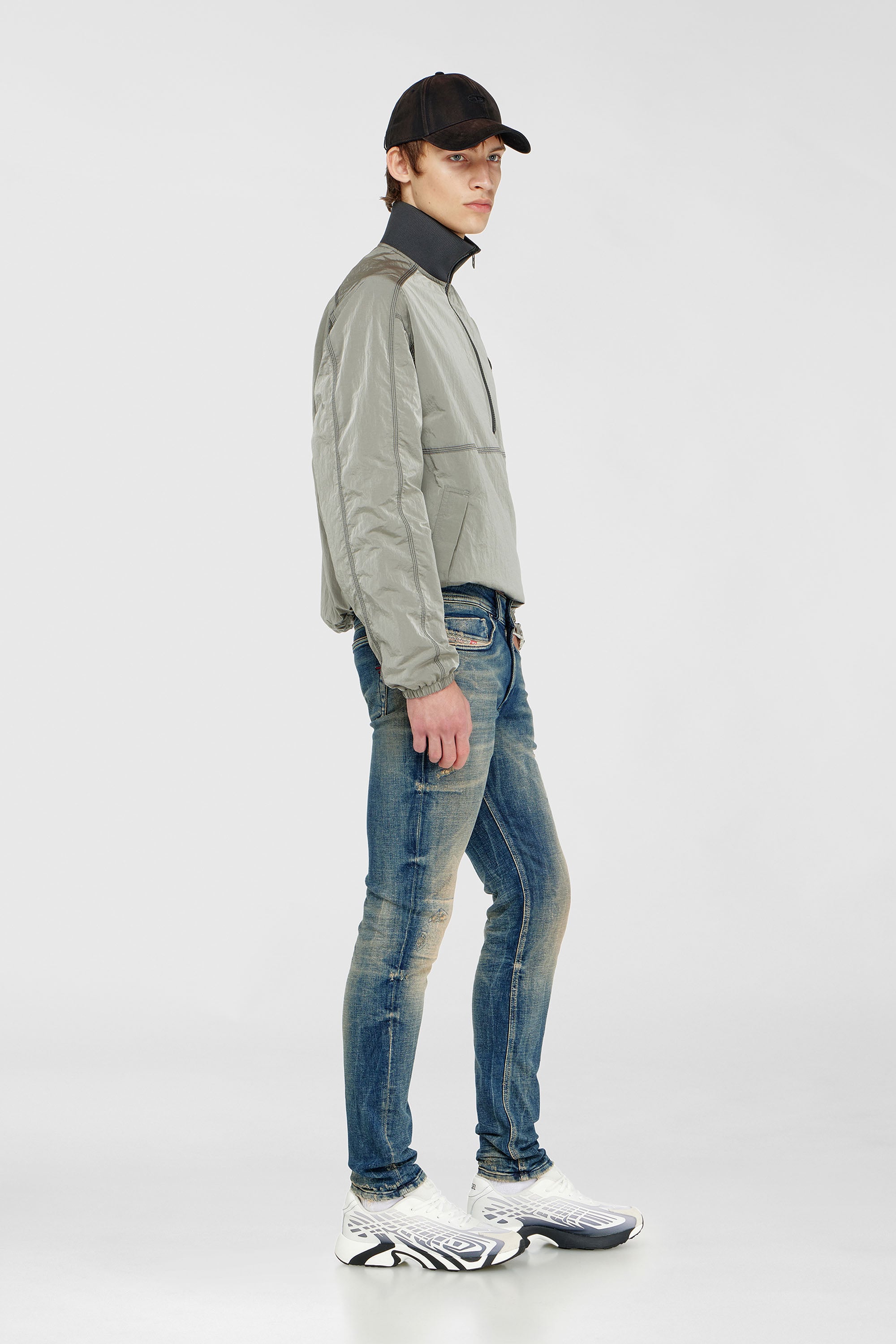 Diesel - Male's Skinny Jeans 1979 Sleenker 09P68, ダークブルー - 1