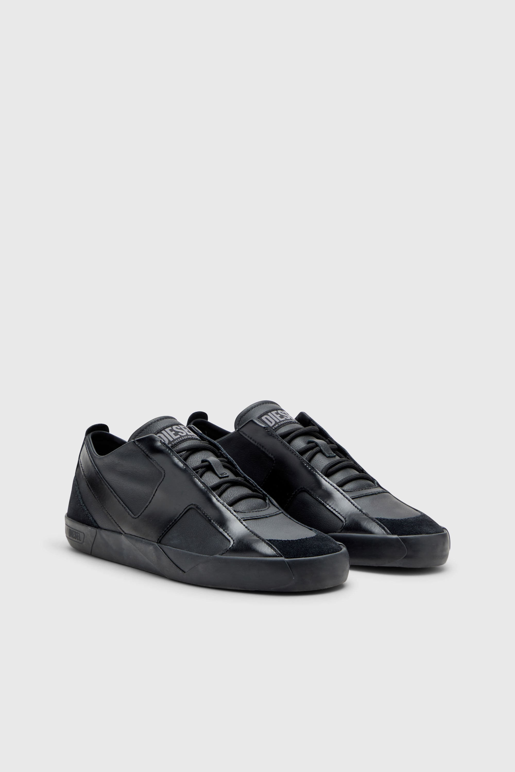 Diesel - S-SLANTE-D LOW, Male's スニーカー in ブラック - 3