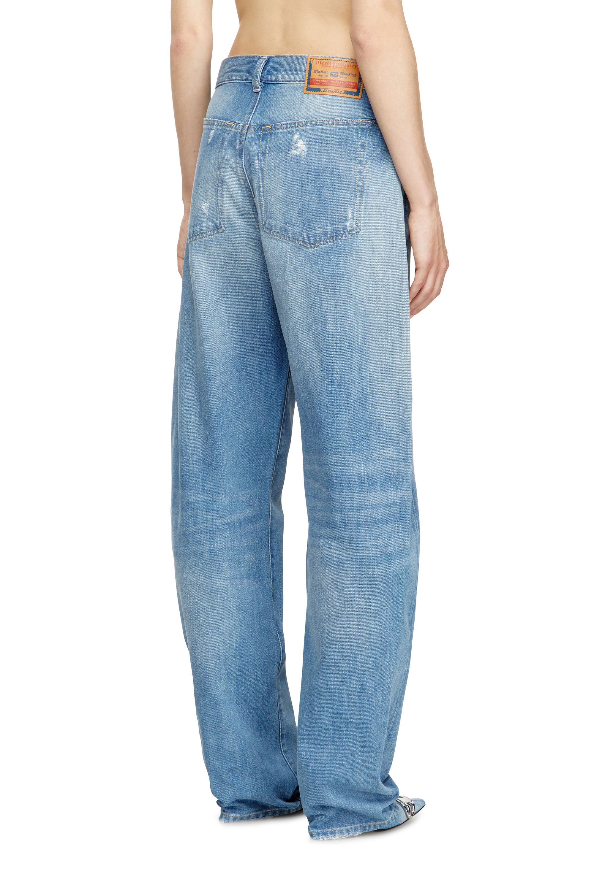 Diesel - Female's Relaxed Jeans 1974 D-Ellz 09M24, ライトブルー - 4