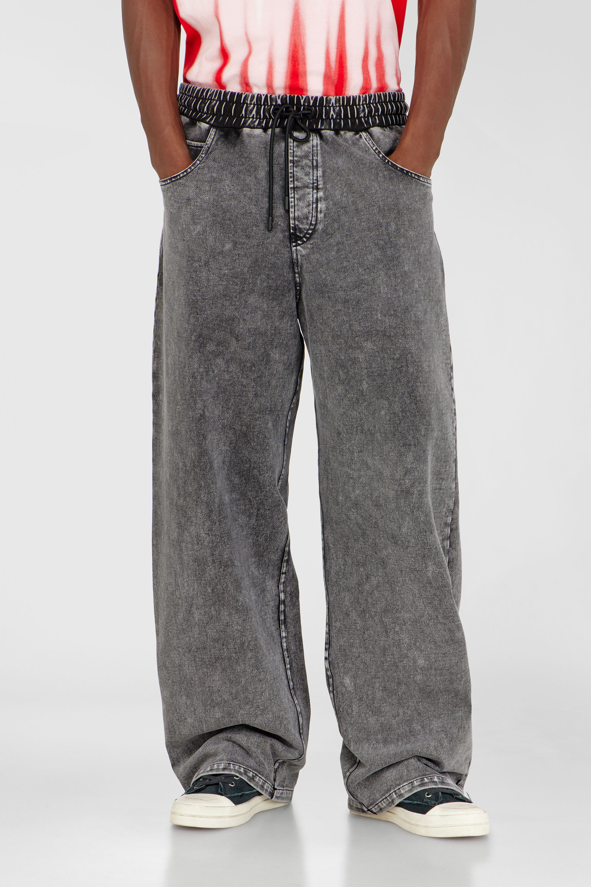 Diesel - P-STUK, Male's パンツ in ダークグレー - 1