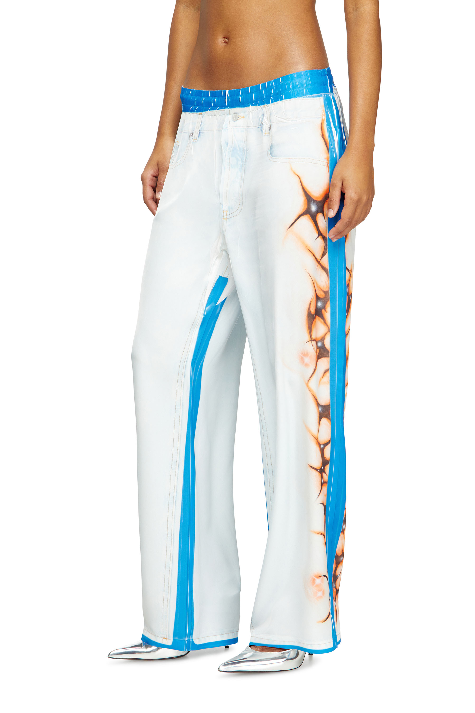 Diesel - P-AFTER-GRAFFITI-JAP, Unisex's Relaxed pant with graffiti print in ブルー/ホワイト - 5