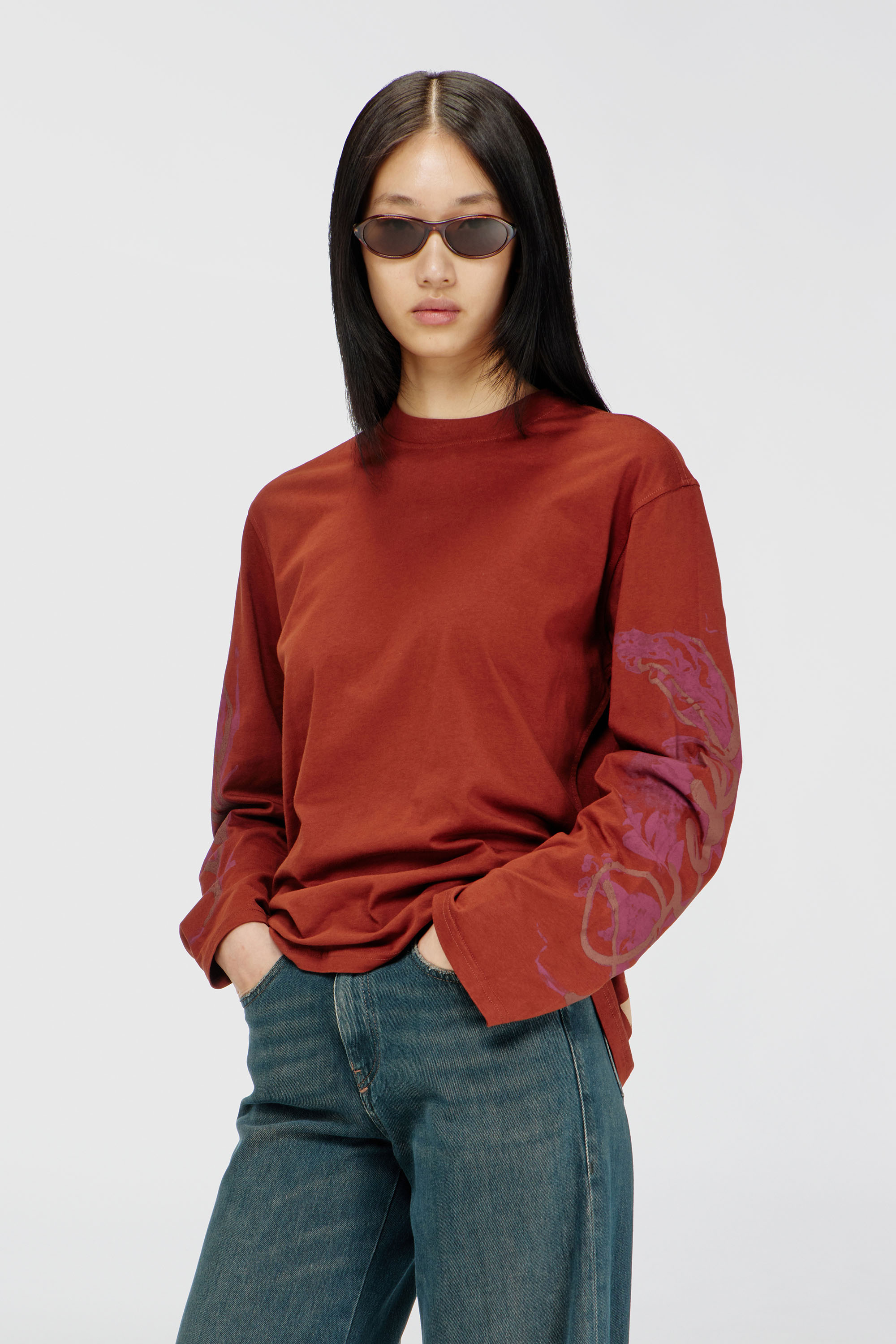 Diesel - T-HILARY-LS-AA3, Female's 長袖Tシャツ in ブラウン - 1