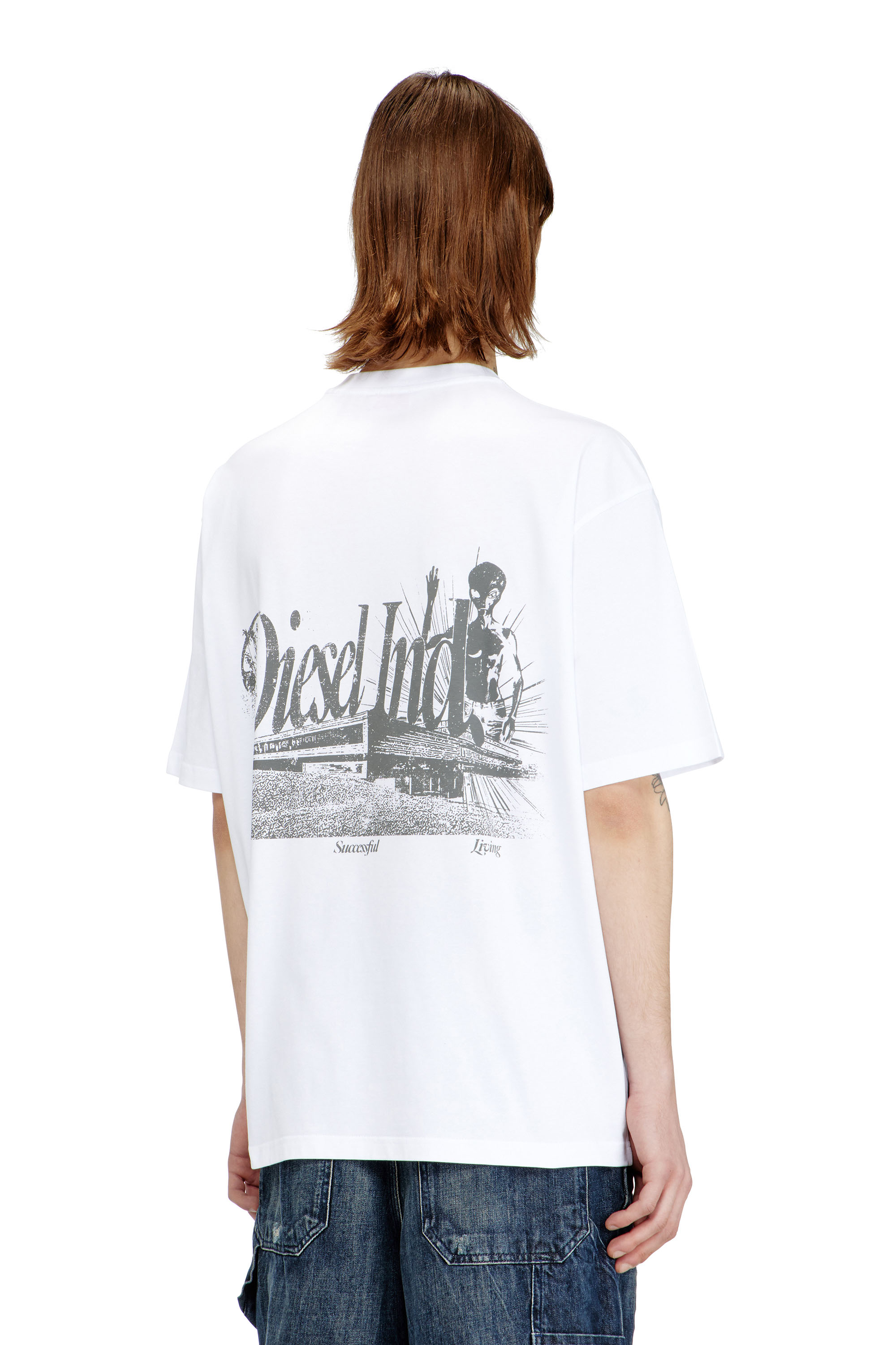 Diesel - T-BOGGY-V2, Male's T-shirt with logo patch and graphic print in ホワイト - 4