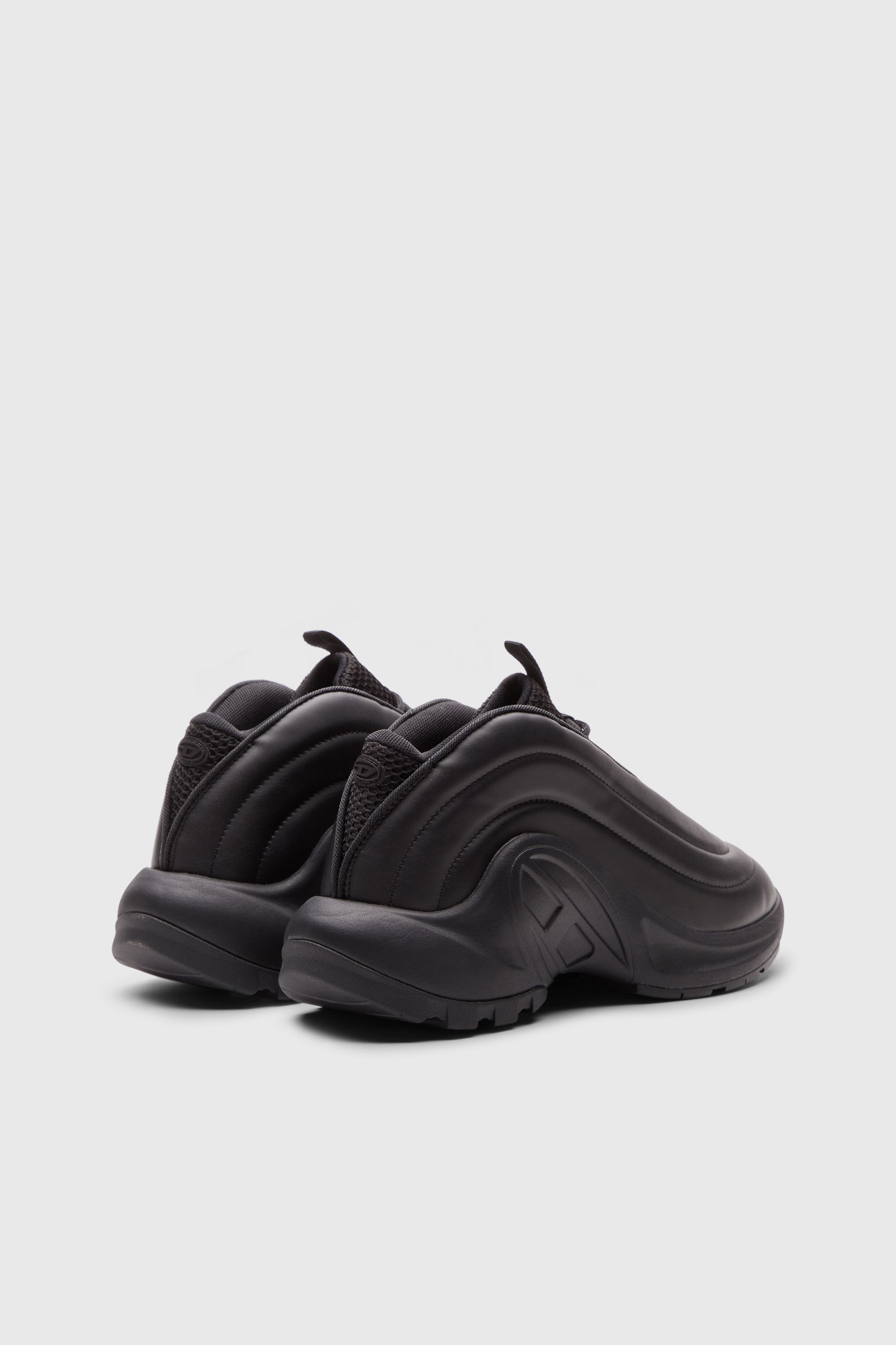 Diesel - S-D-RUNNER X, Unisex's S-D-Runner X-Slip-on sneakers with matte Oval D instep in ブラック - 3