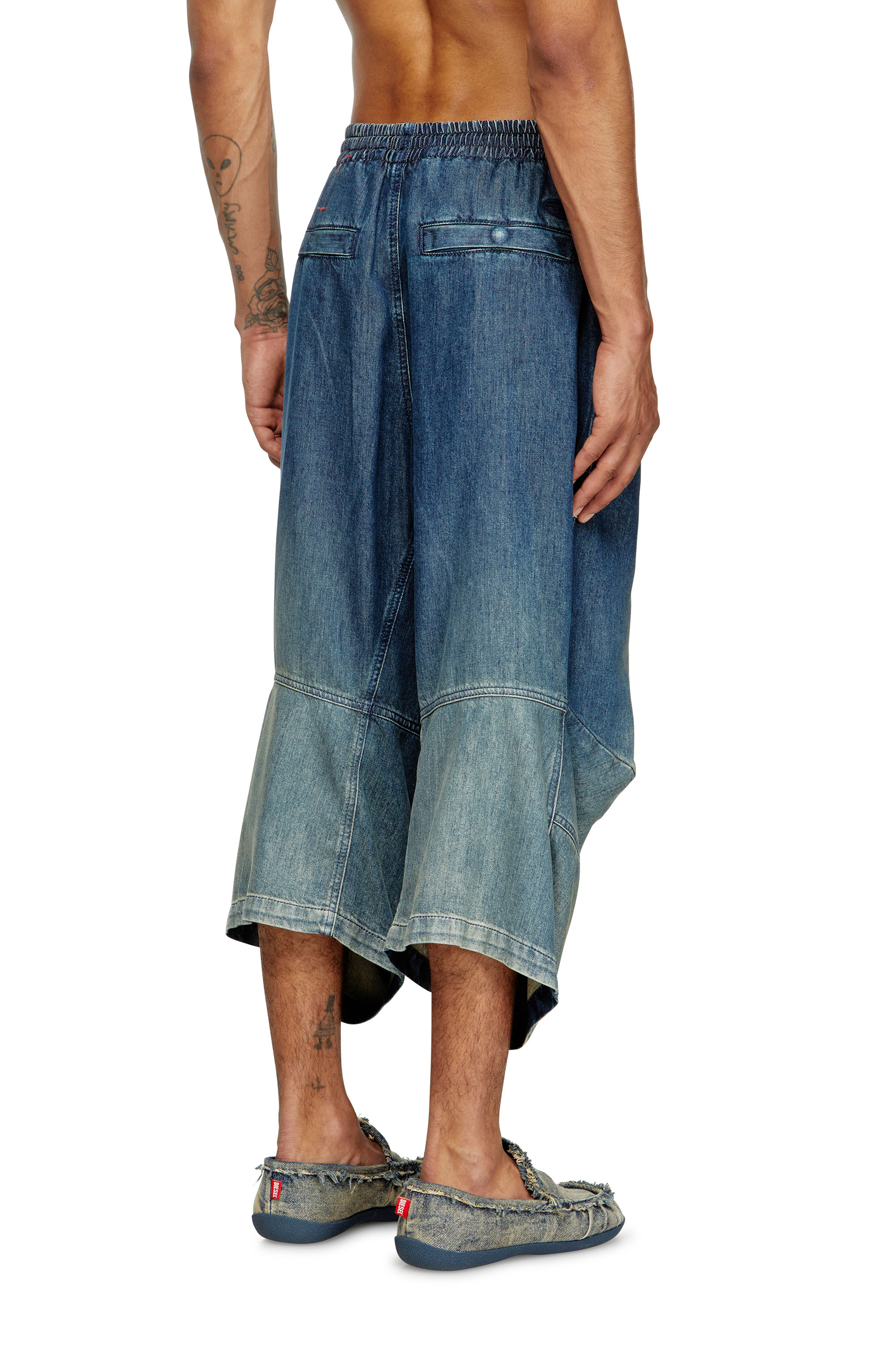 Diesel - D-PARI-SHORT-S, Unisex's Ergonomic shorts in shaded denim in ミディアムブルー - 4