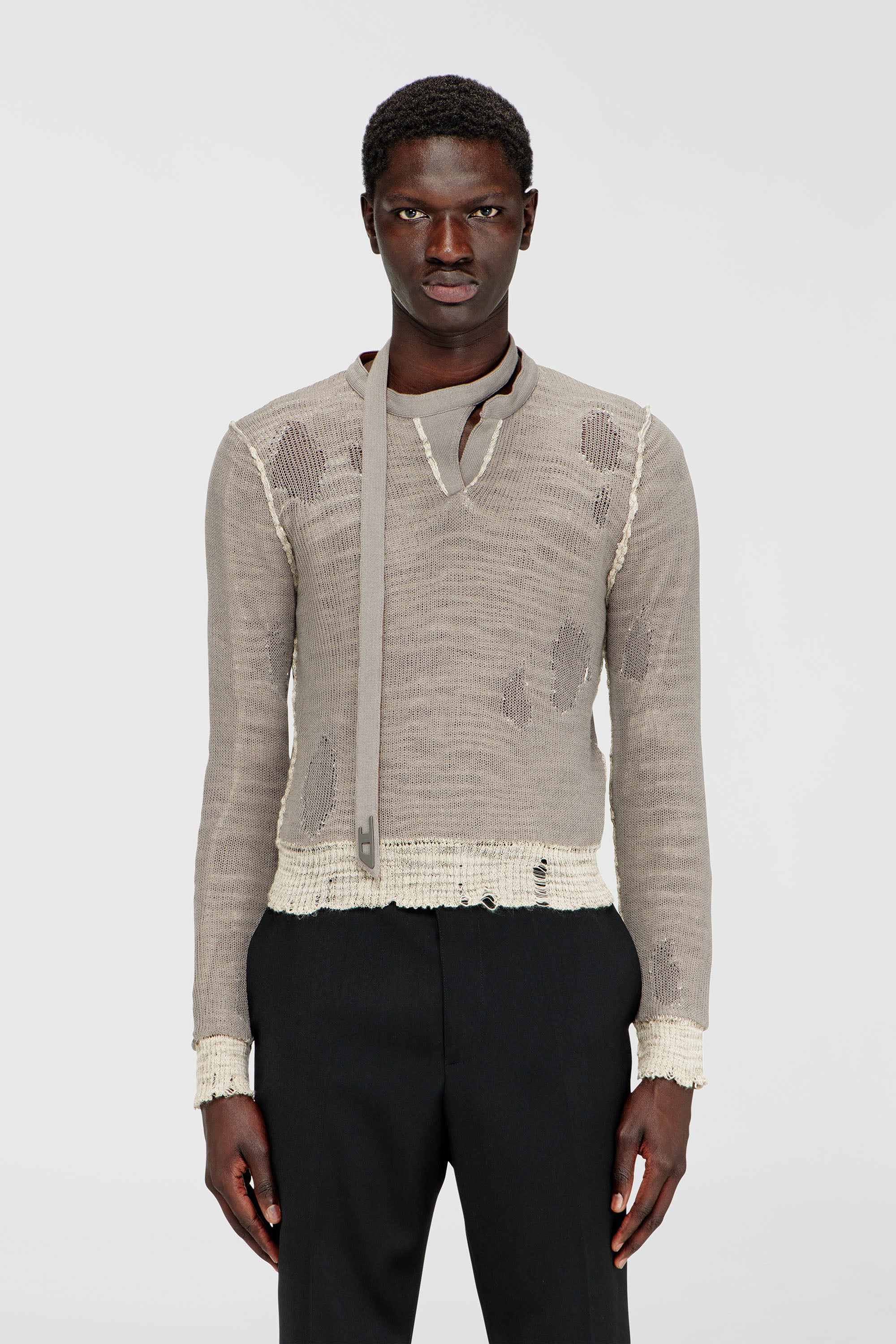 Diesel - M-DRACARINA, Female's Distressed jumper with biker neck strap in グレー - 6