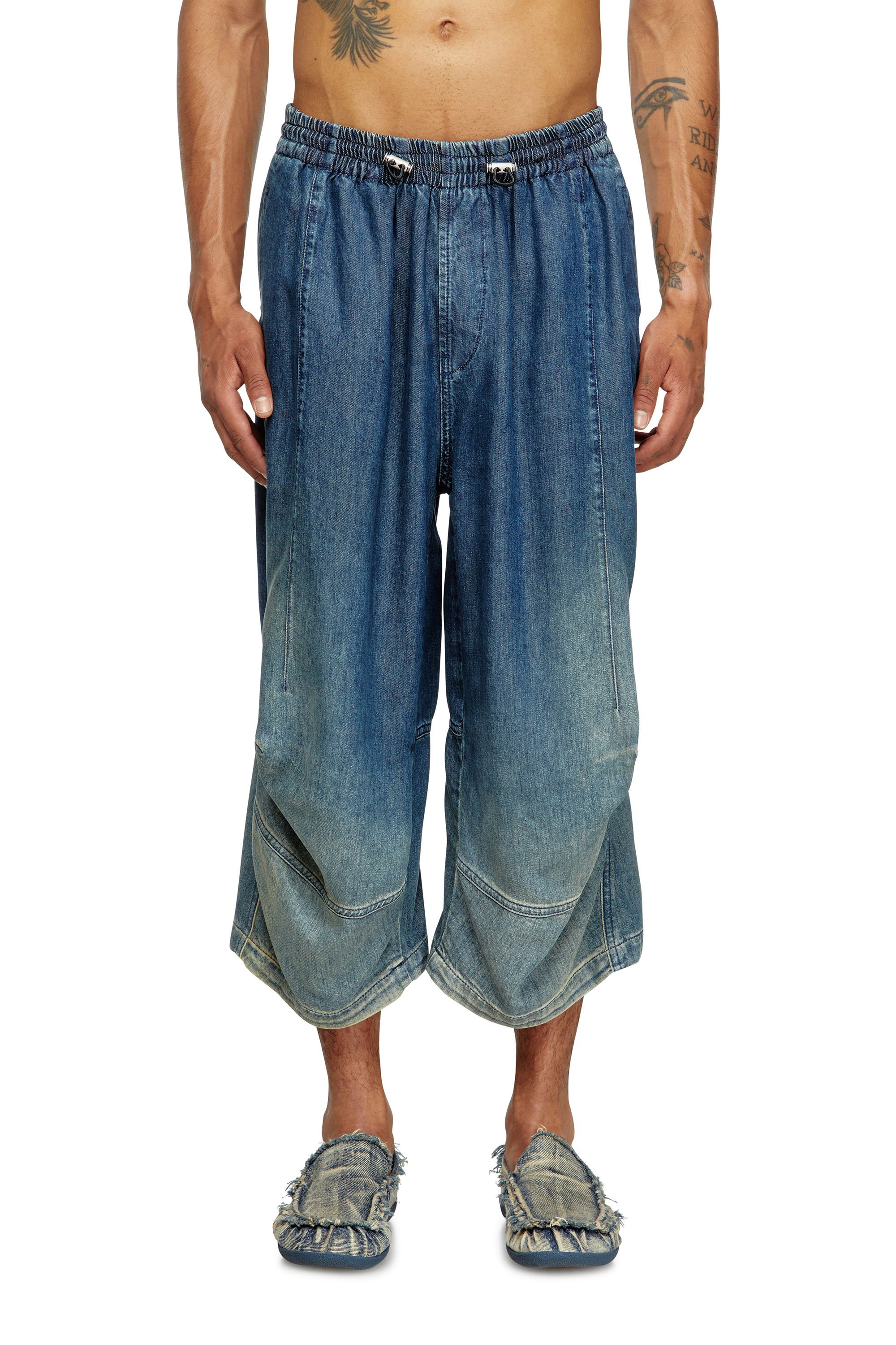 Diesel - D-PARI-SHORT-S, Unisex's Ergonomic shorts in shaded denim in ミディアムブルー - 1