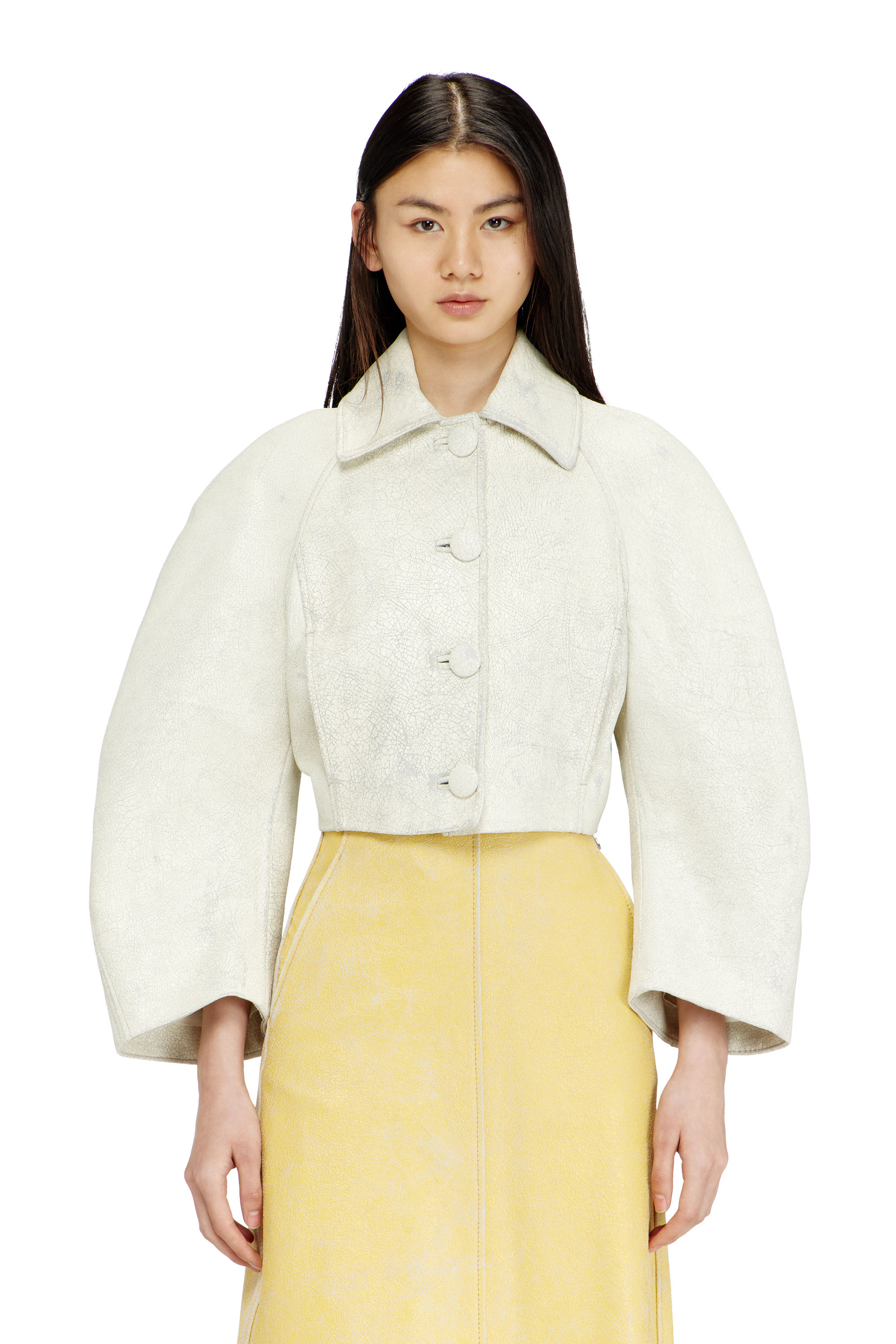 Diesel - L-RAYA, Female's Cropped cocoon jacket in crackle leather in ホワイト - 3