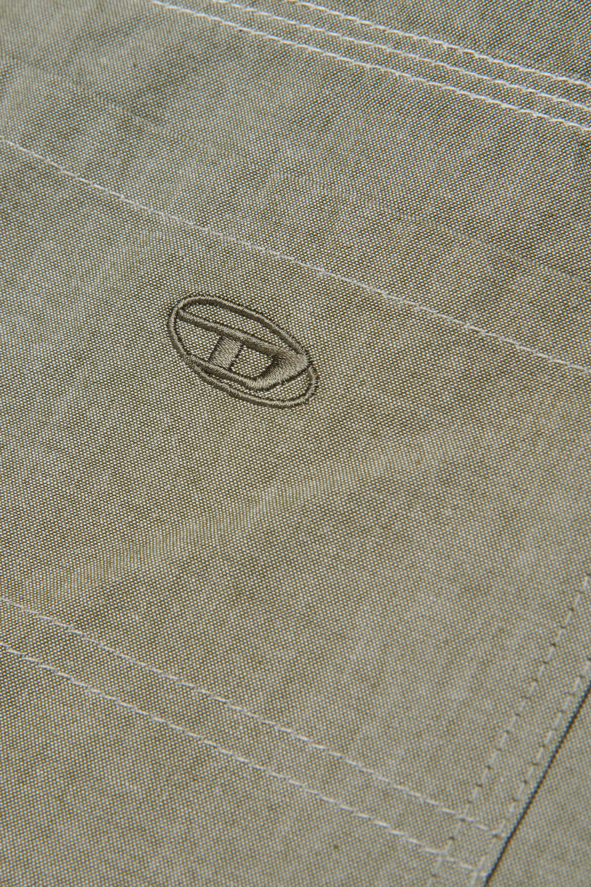 Diesel - PKEN SHORT, Male's ショートパンツ in グリーン - 4