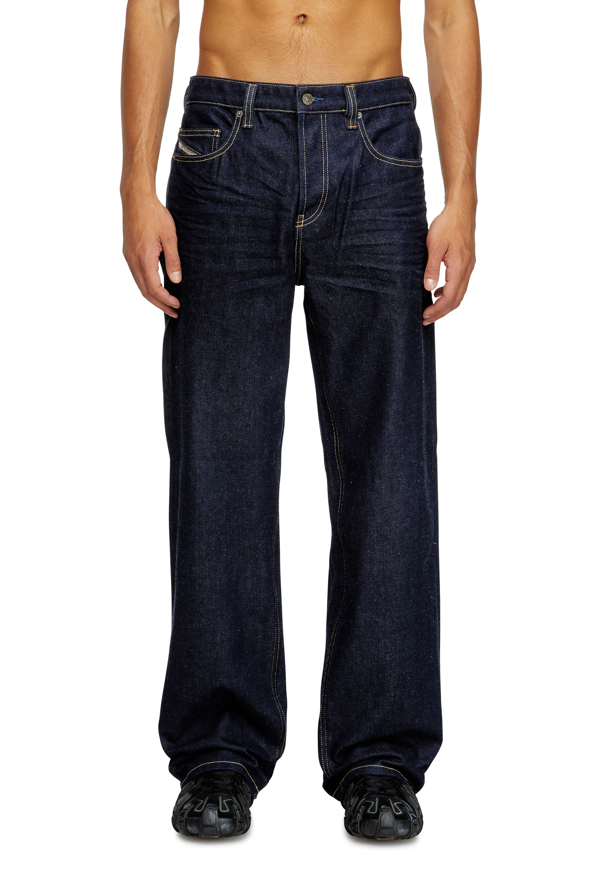 Diesel - Male's Relaxed Jeans 2001 D-Macro 0GRDV, ダークブルー - 3