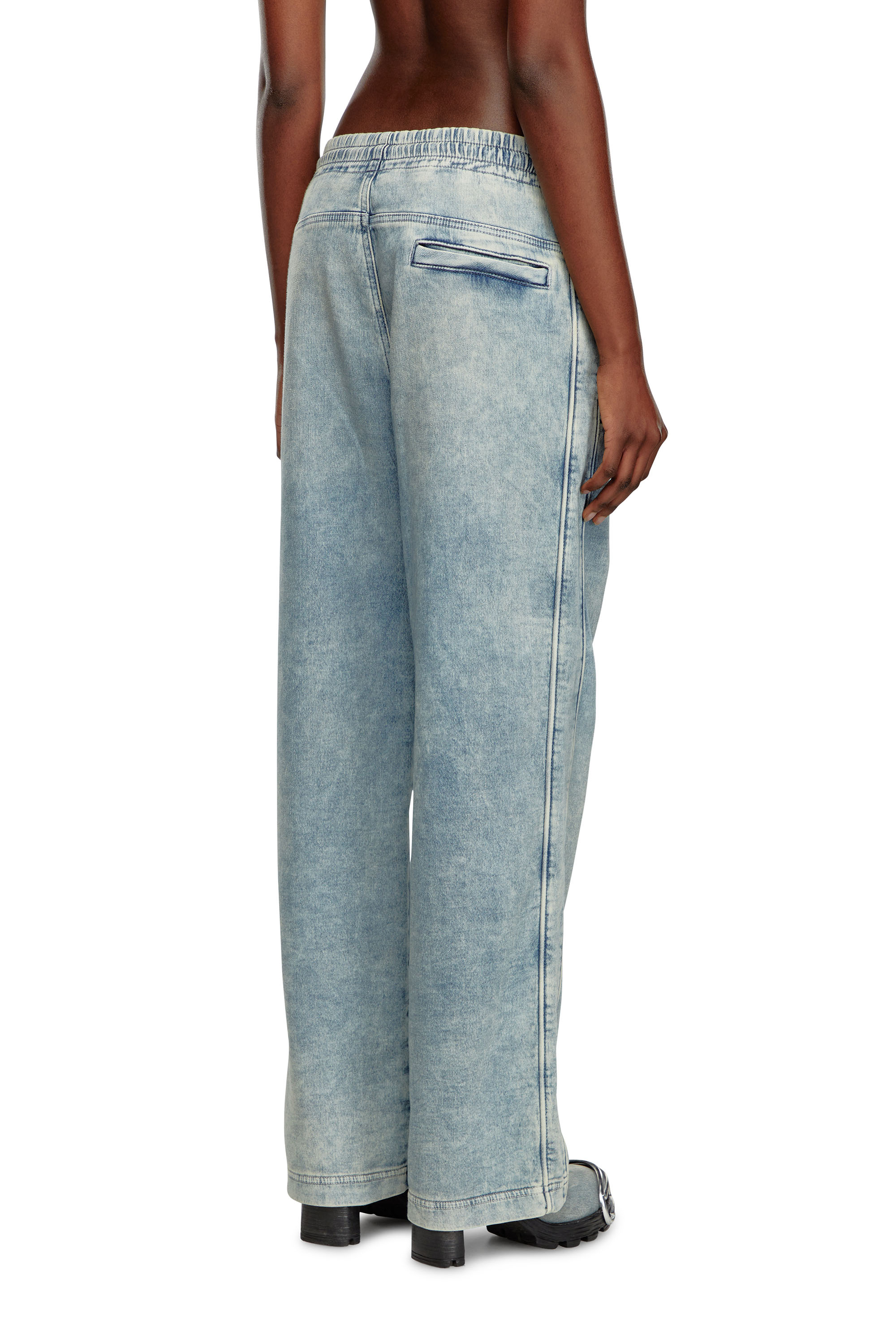 Diesel - Female's Relaxed D-Martyans Track Denim 068LU, ライトブルー - 4