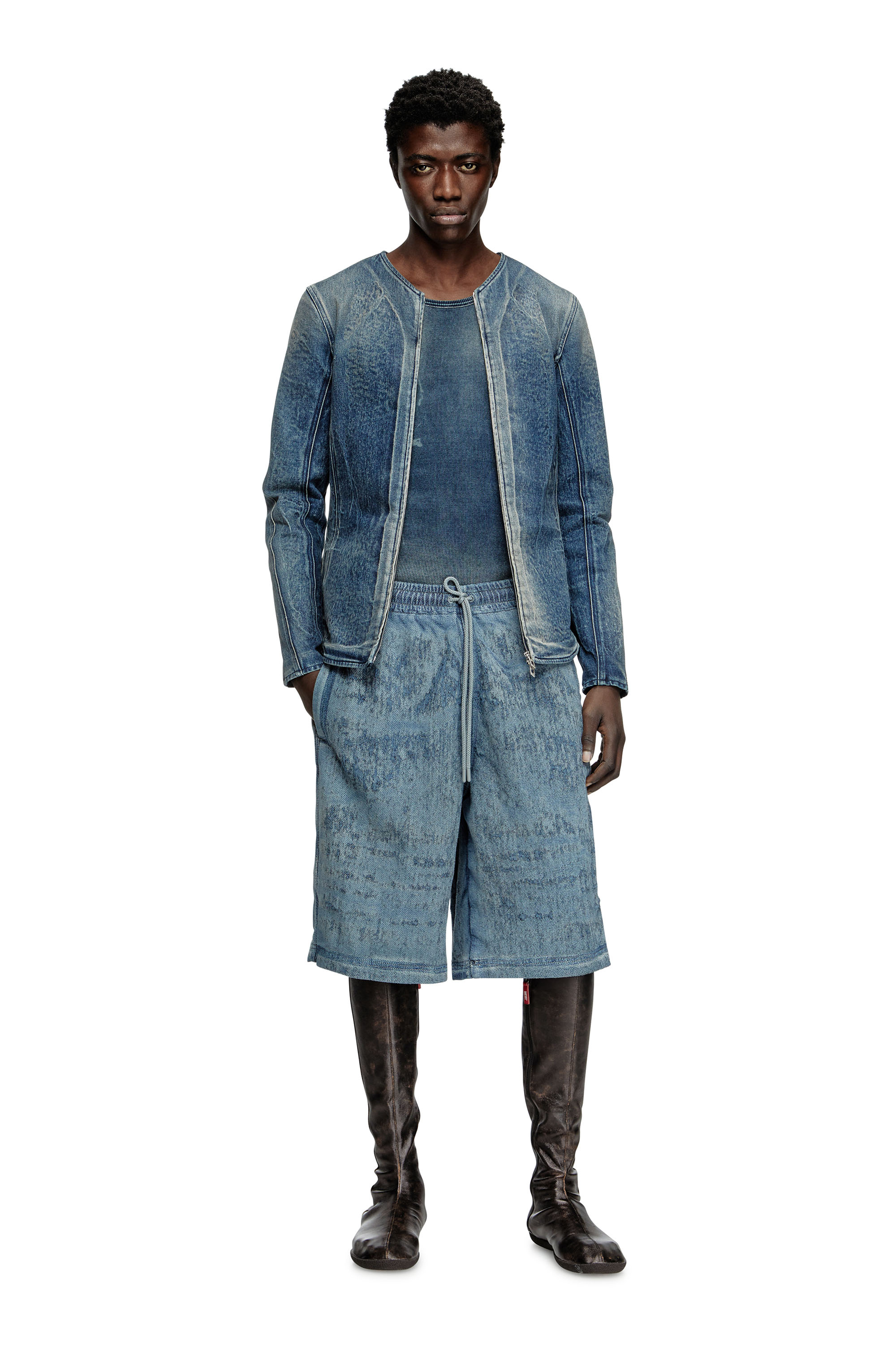 Diesel - D-ENIMOS-SHORT-FSG, Male's Bermudas in ultra-destroyed jacquard denim in ミディアムブルー - 1