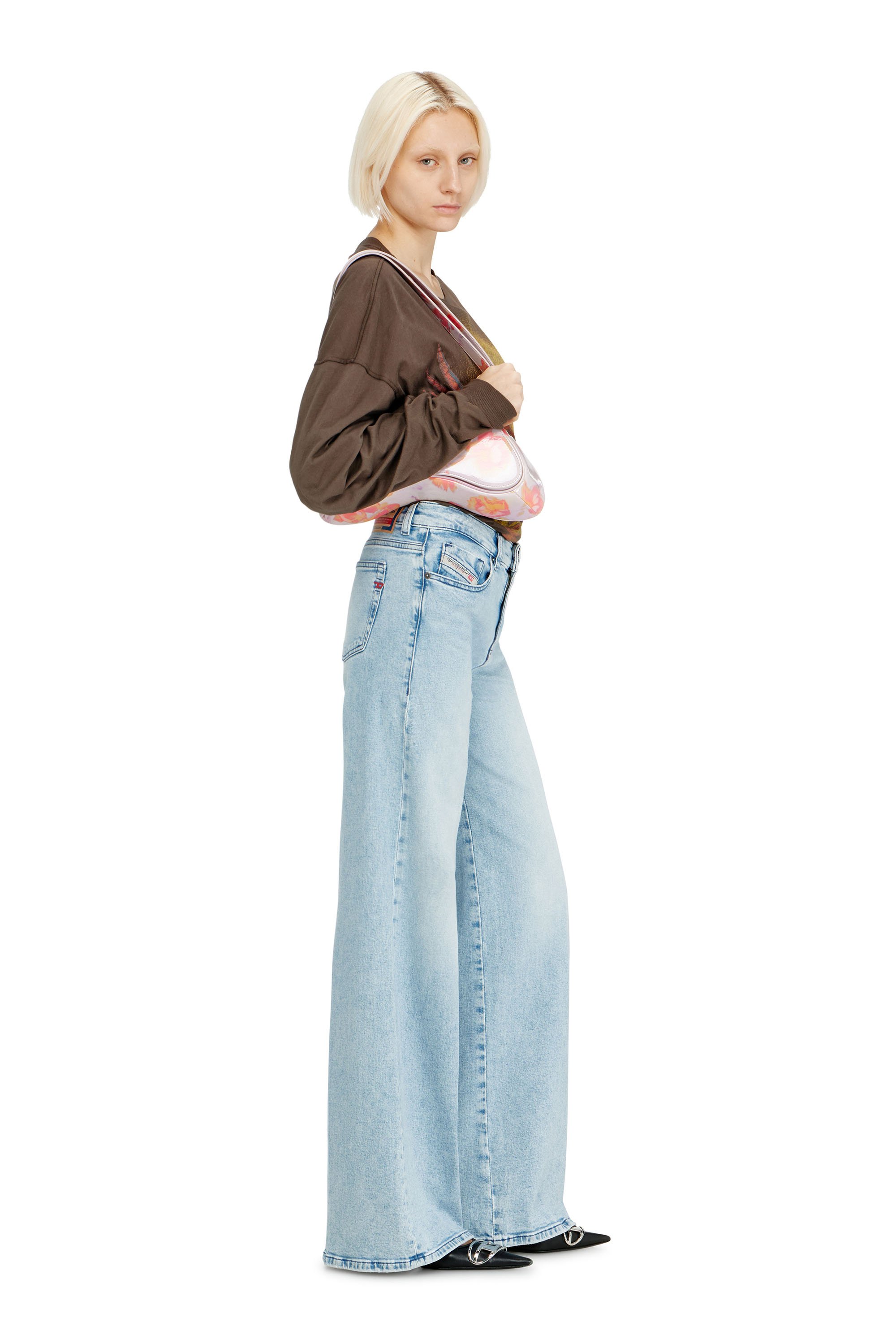 Diesel - Female's Flare Jeans 1978 D-Akemi 0ADBJ, ライトブルー - 2
