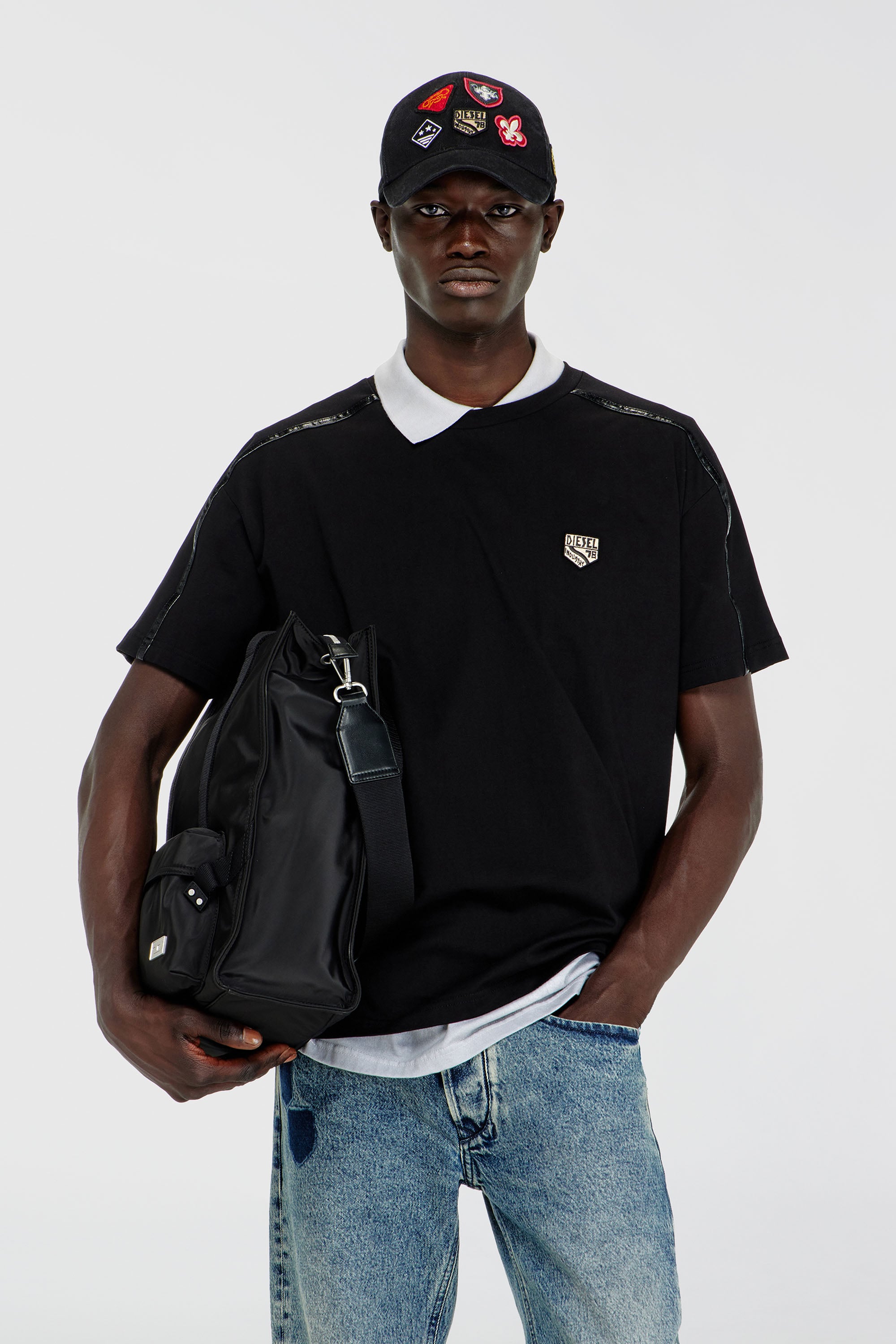 Diesel - T-NORM-FL, Male's Tシャツ in ブラック - 1