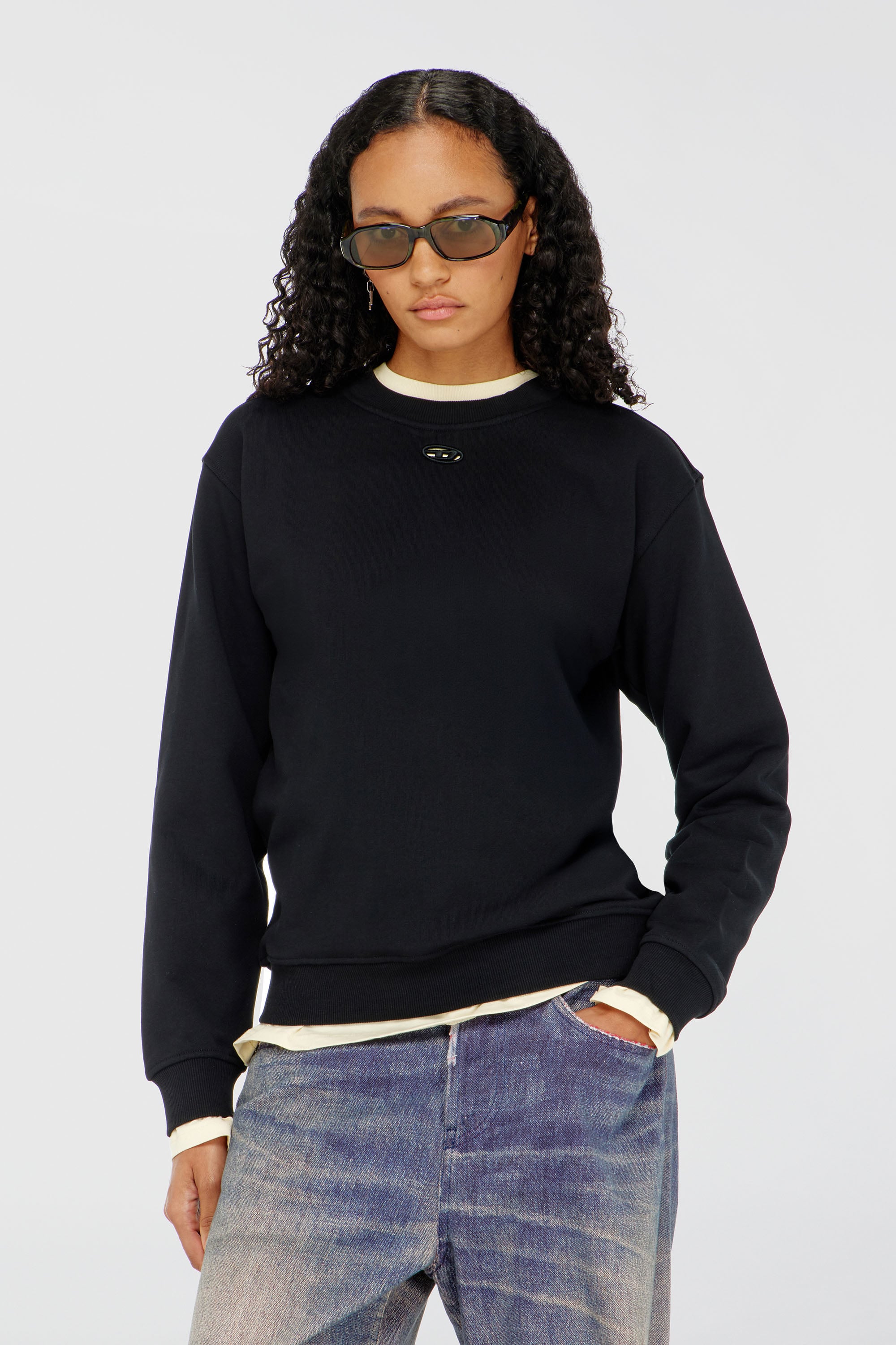Diesel - F-NORMY-OD, Female's プルオーバースウェット in ブラック - 1
