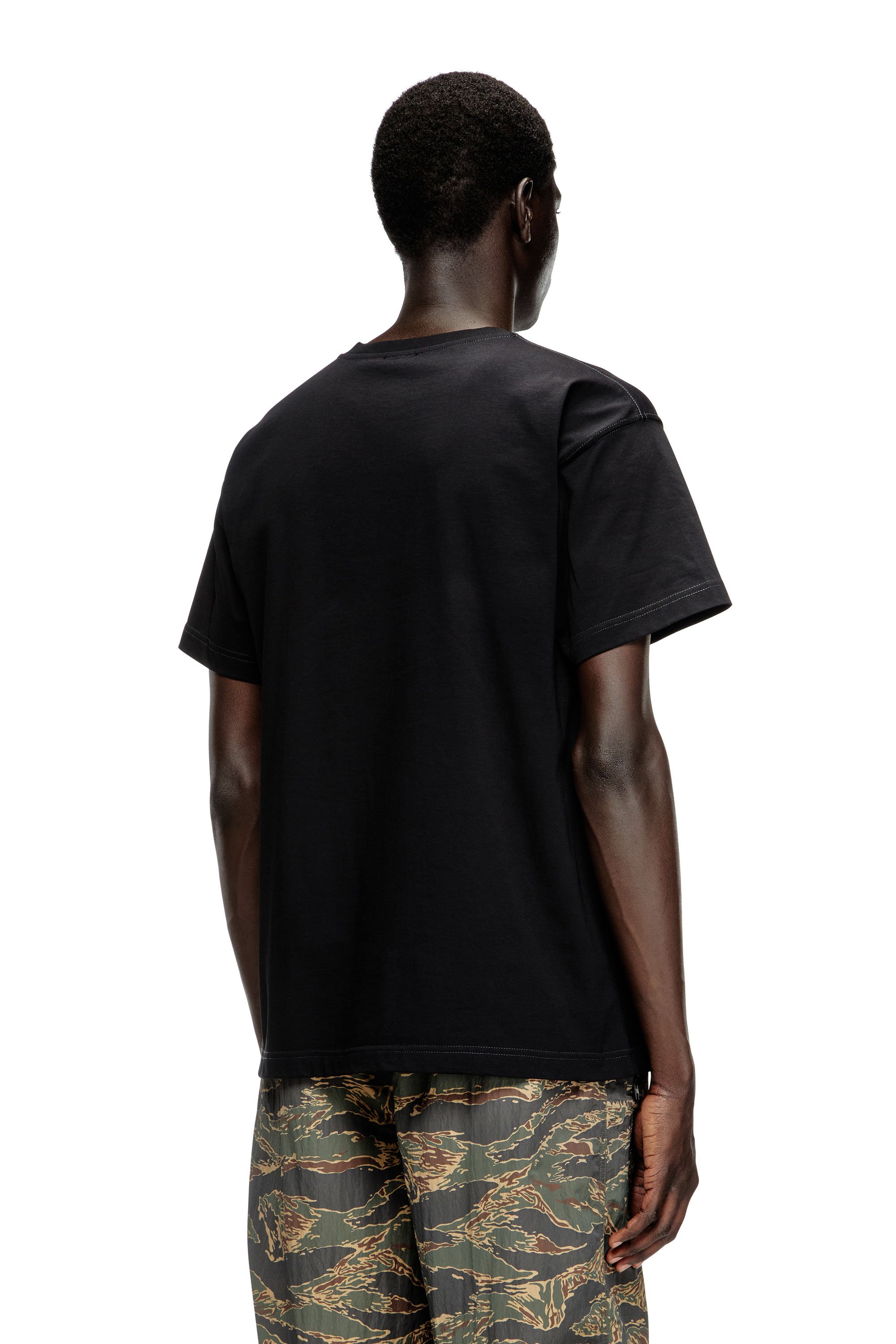 Diesel - T-NORM-T11, Male's T-shirt with Oval D logo in ブラック - 4