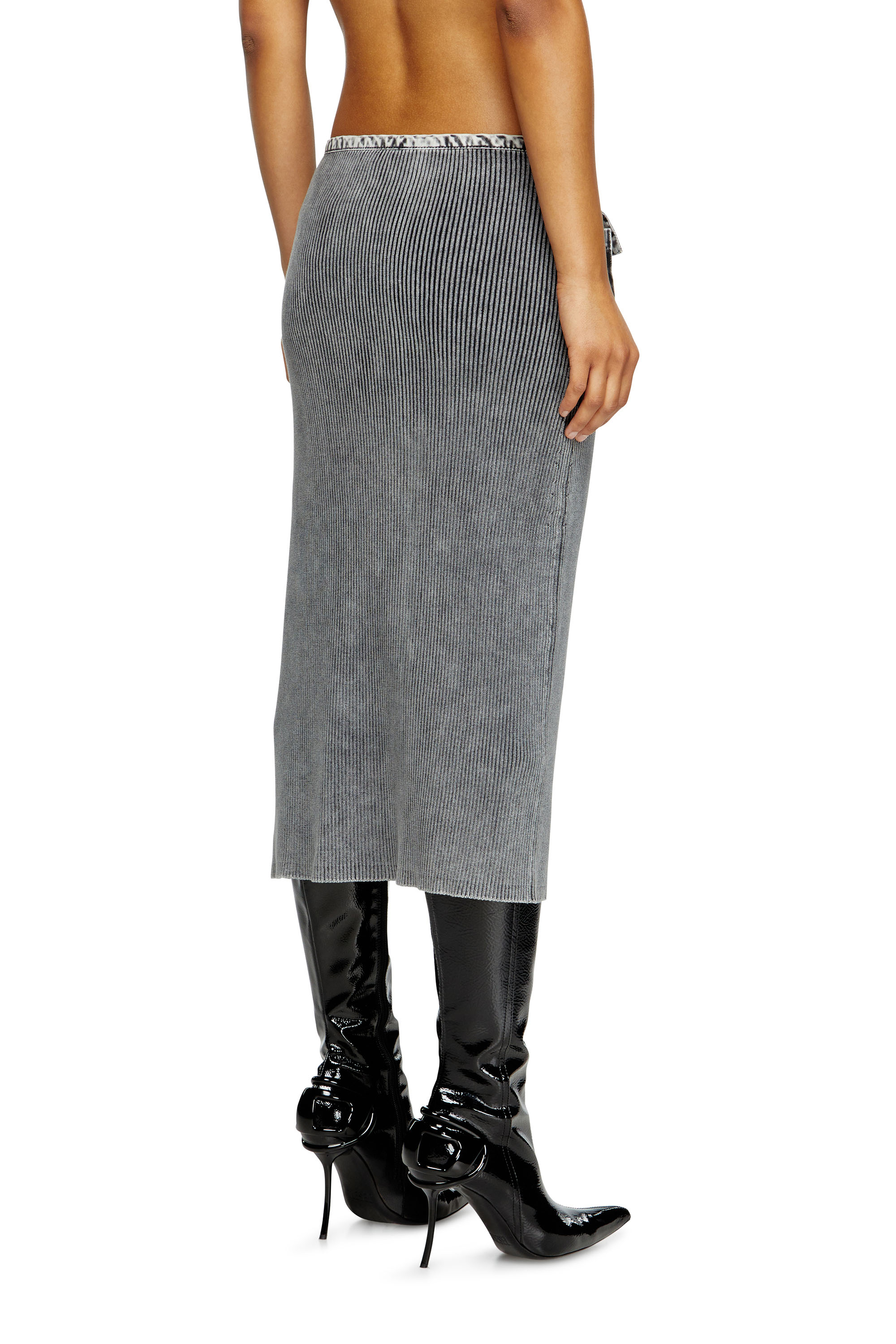 Diesel - M-MERYN, Female's Knit midi skirt with denim cargo pockets in ダークグレー - 4