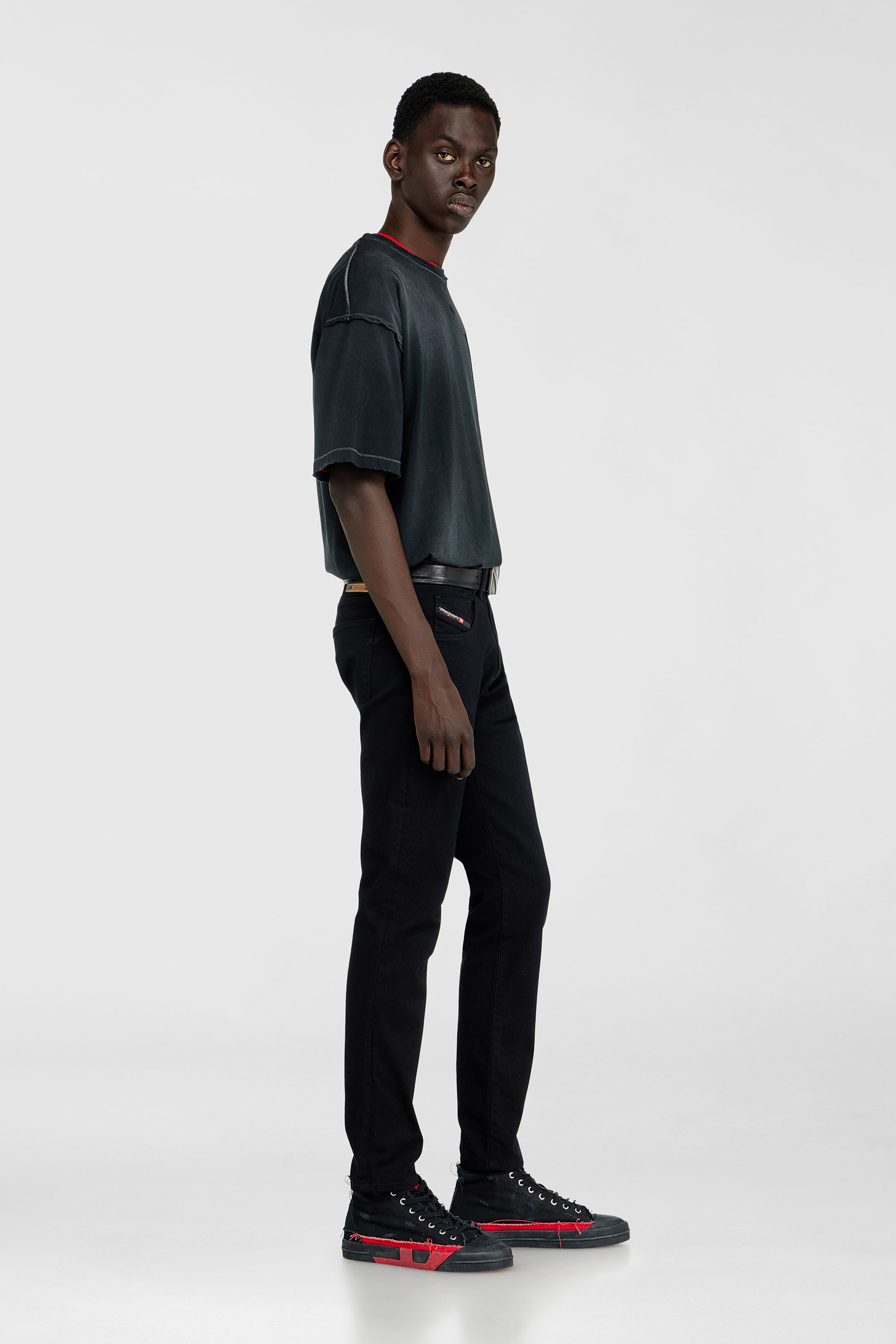 Diesel - Male's Slim Jeans 2019 D-Strukt 069YP, ブラック/ダークグレー - 2