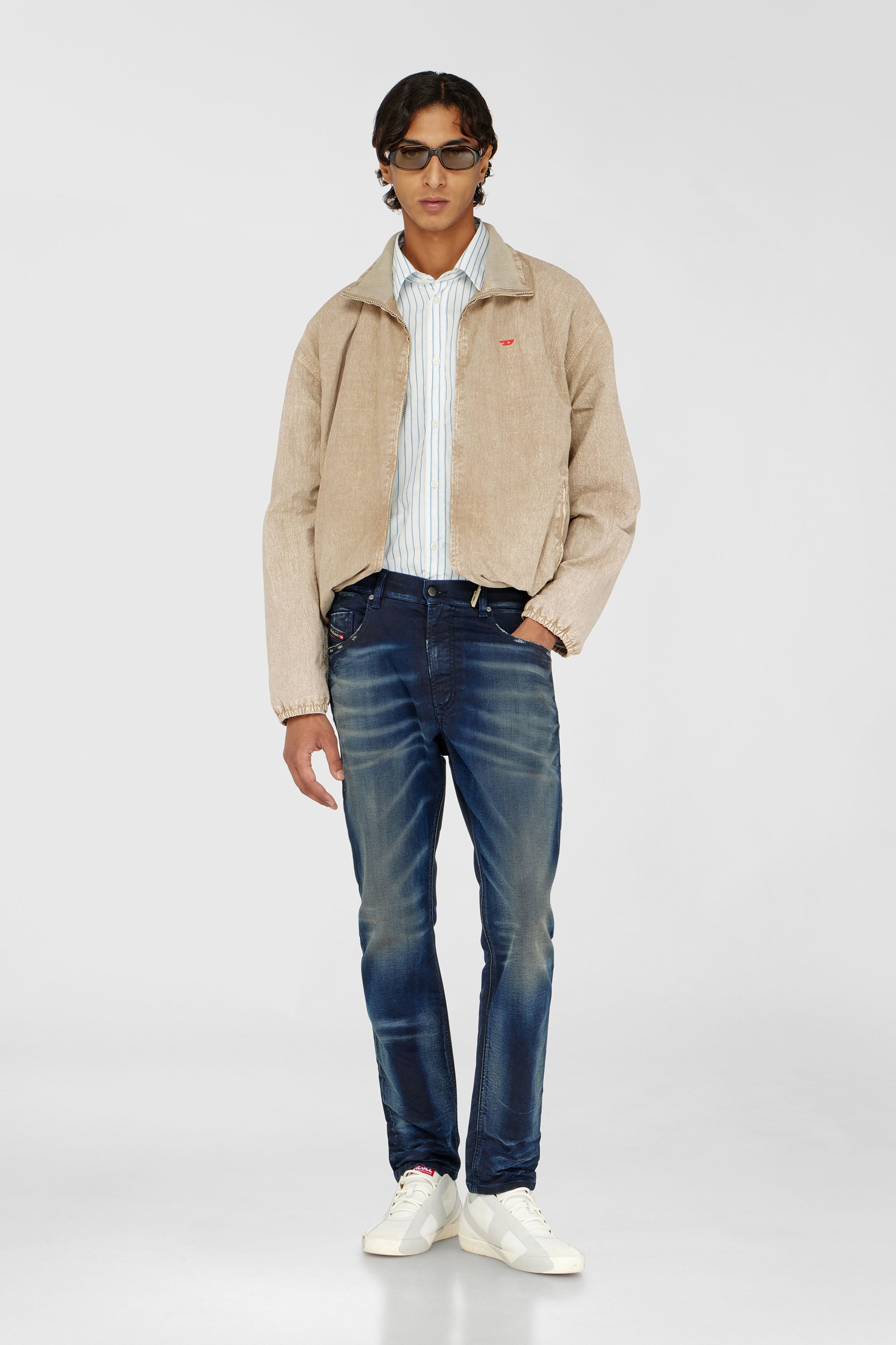 Diesel - Male's Regular 2032 D-Krooley-BW Joggjeans&reg; 068WU, ダークブルー - 1