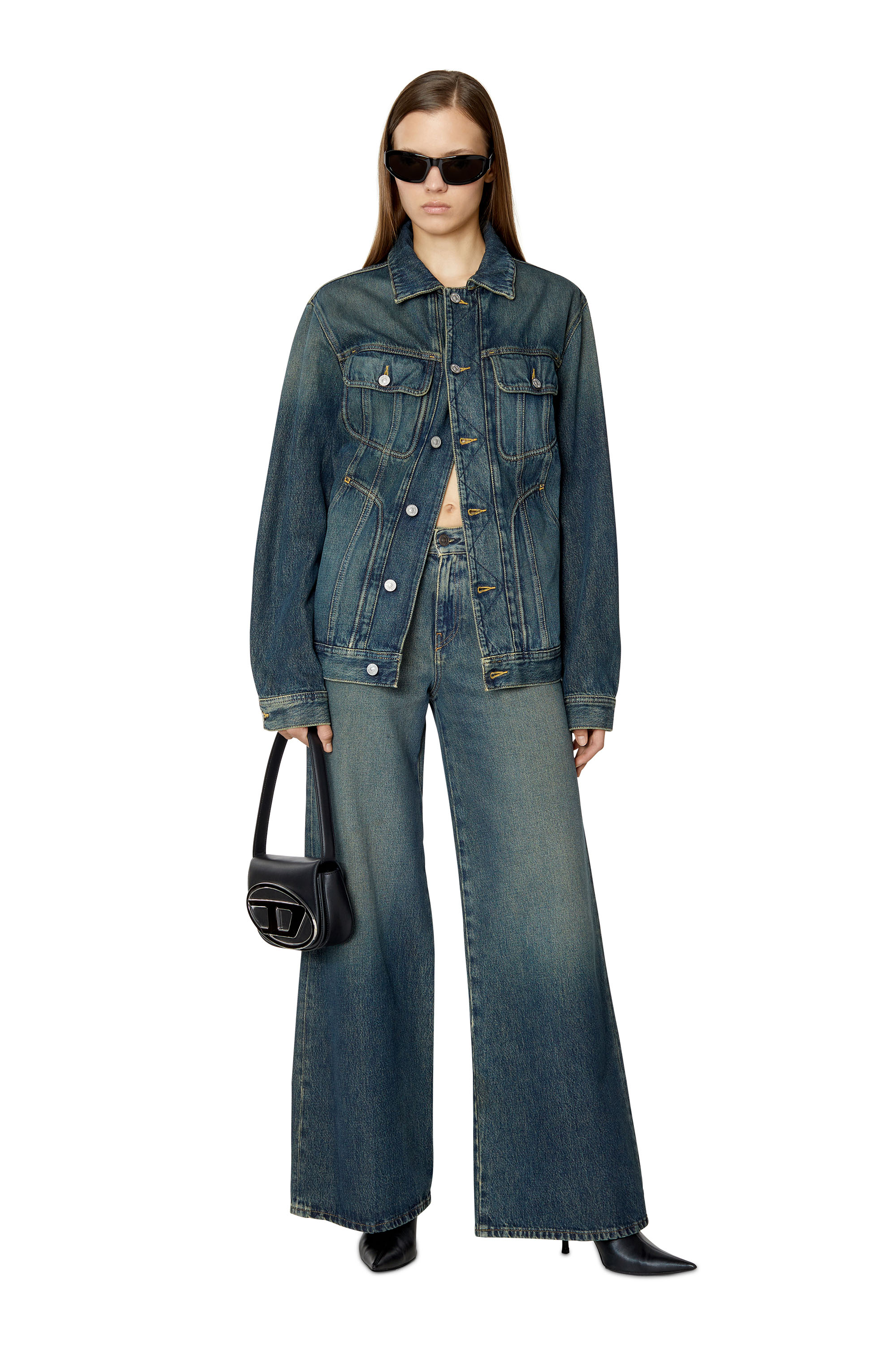 Diesel - Bootcut and Flare Jeans 1978 D-Akemi 09C04, Female's ブーツカットフレア Jeans - 1978 D-Akemi in ダークブルー - 1