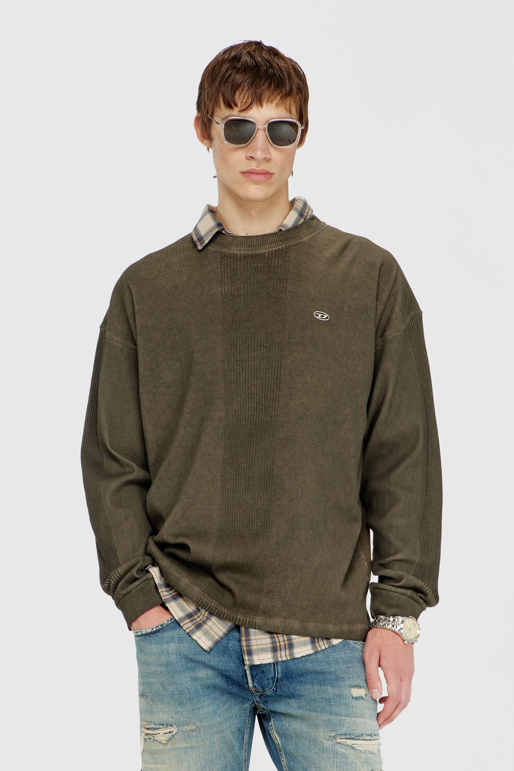Diesel - T-BOAT, Male's 長袖Tシャツ in ミリタリーグリーン - 1