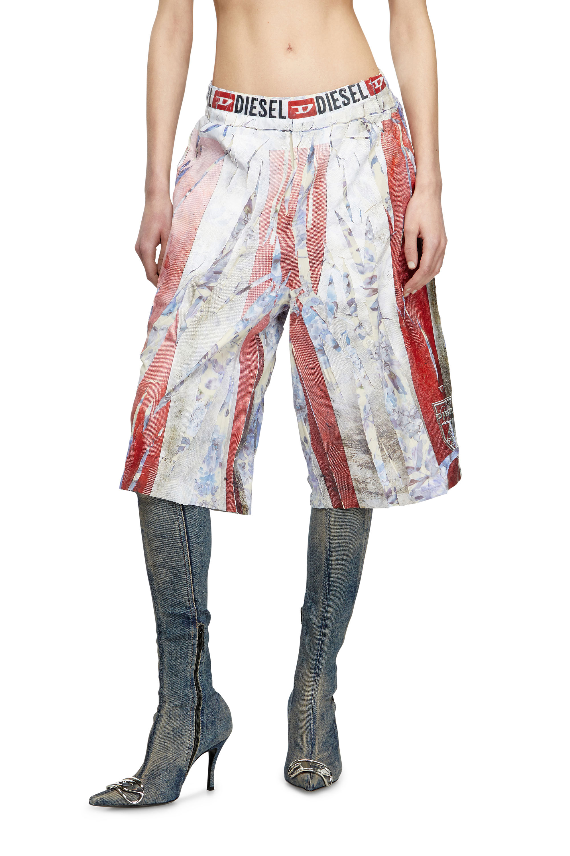 Diesel - P-HELGE, Unisex's Floral shorts with cracked over-print in レッド/ホワイト - 5