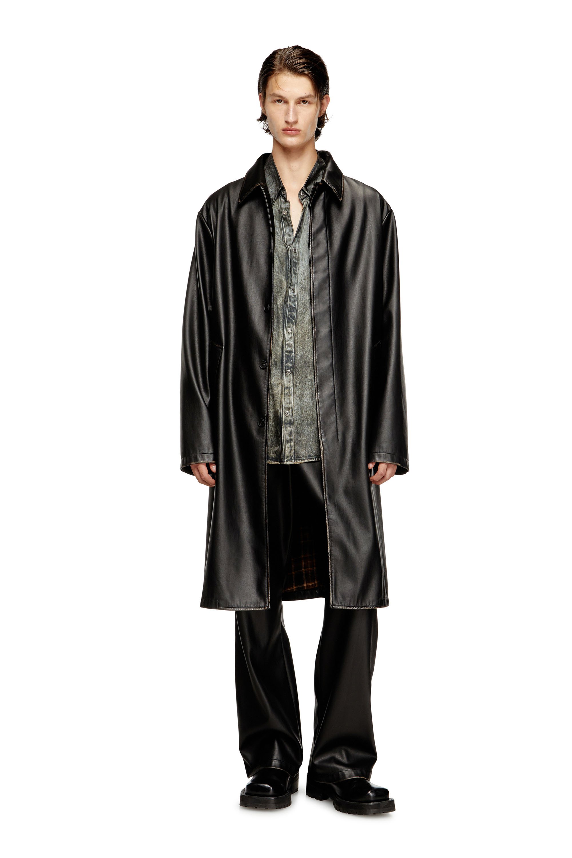 Diesel - P-RIVERS, Male's Pants in treated technical fabric in ブラック - 1
