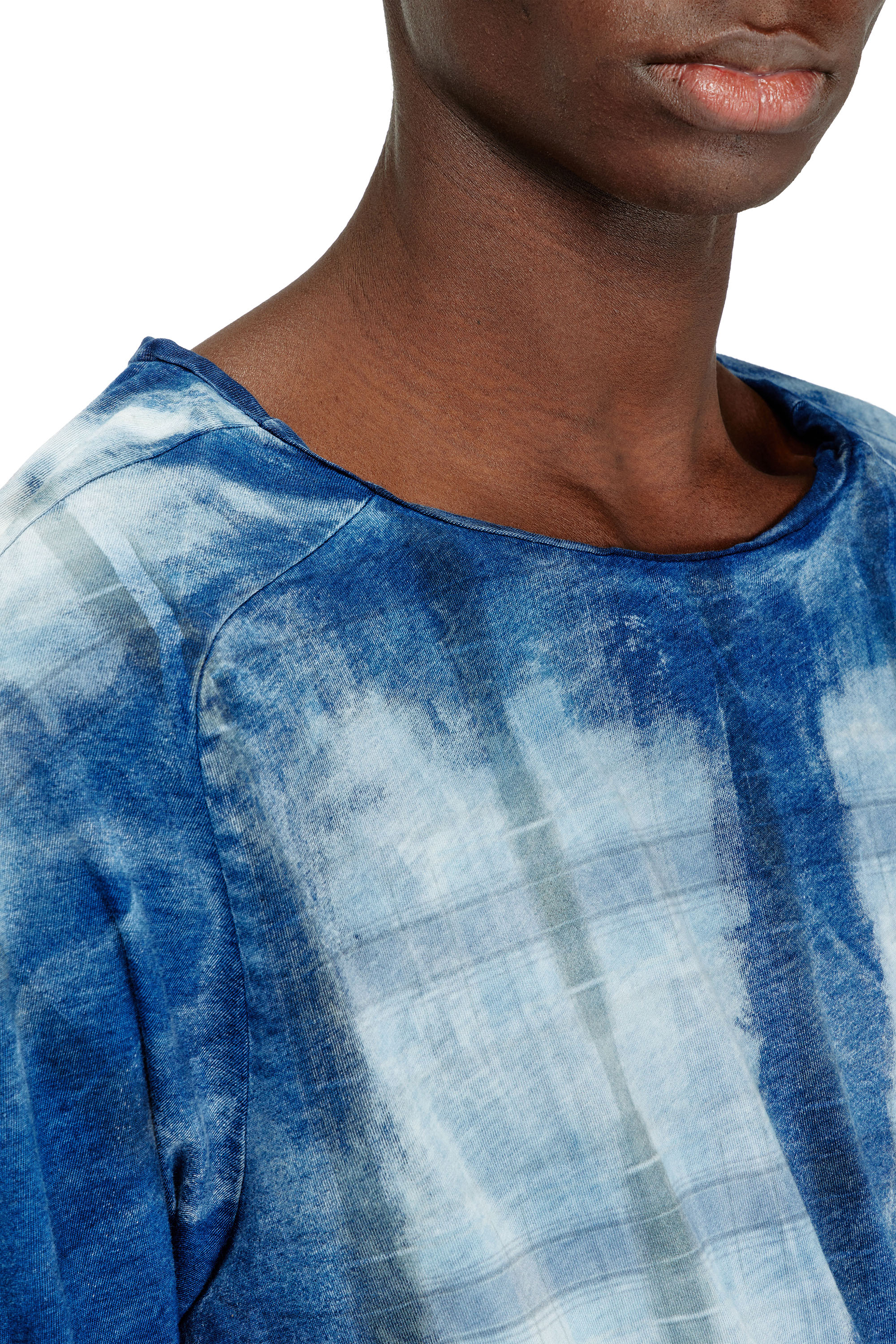 Diesel - T-ANTON-A, Male's Twisted layered top with X-ray effect in ブルー - 4