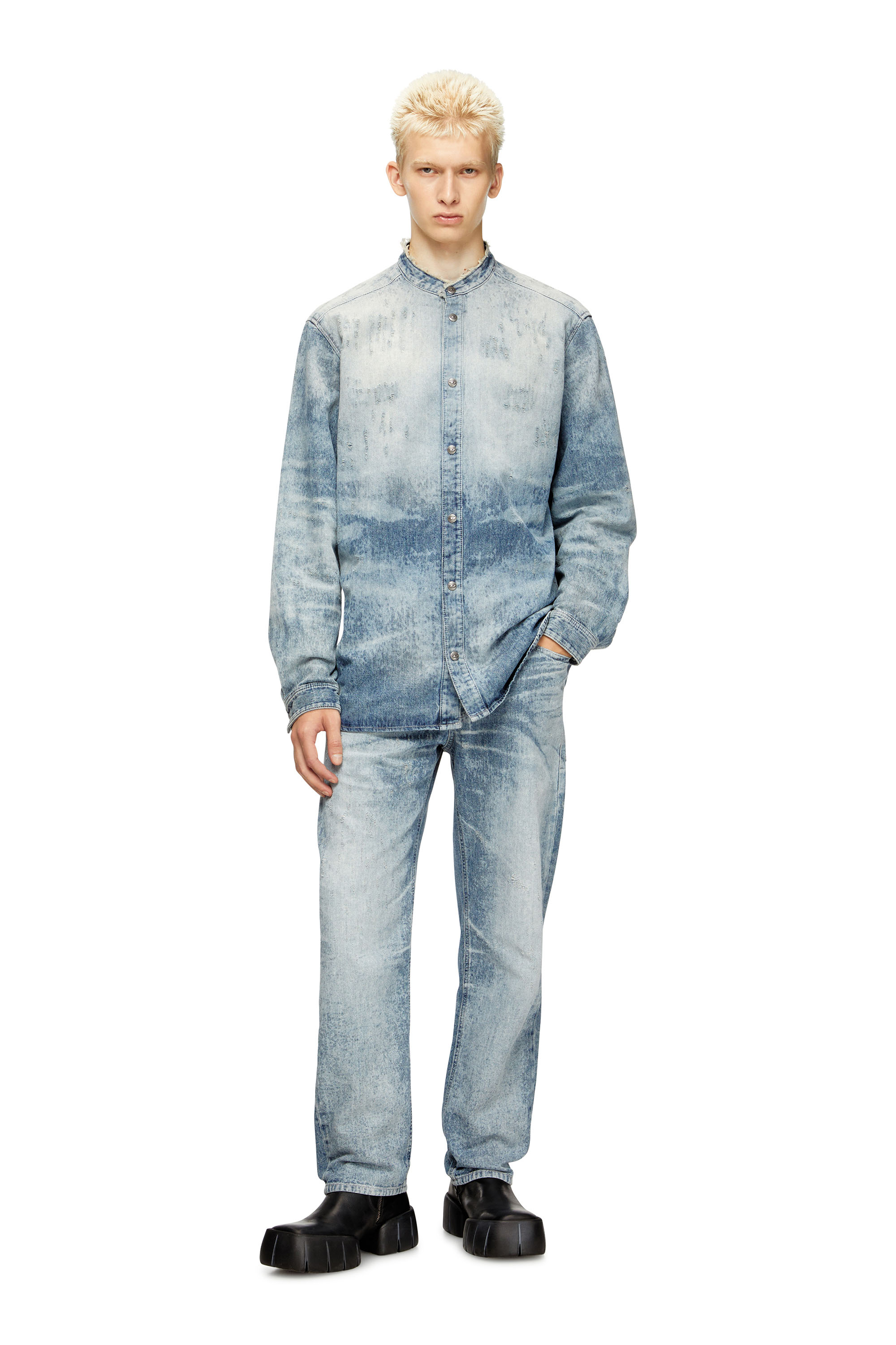 Diesel - D-SIMP-FSH, Male's Shirt in distressed honeycomb denim in ライトブルー - 2