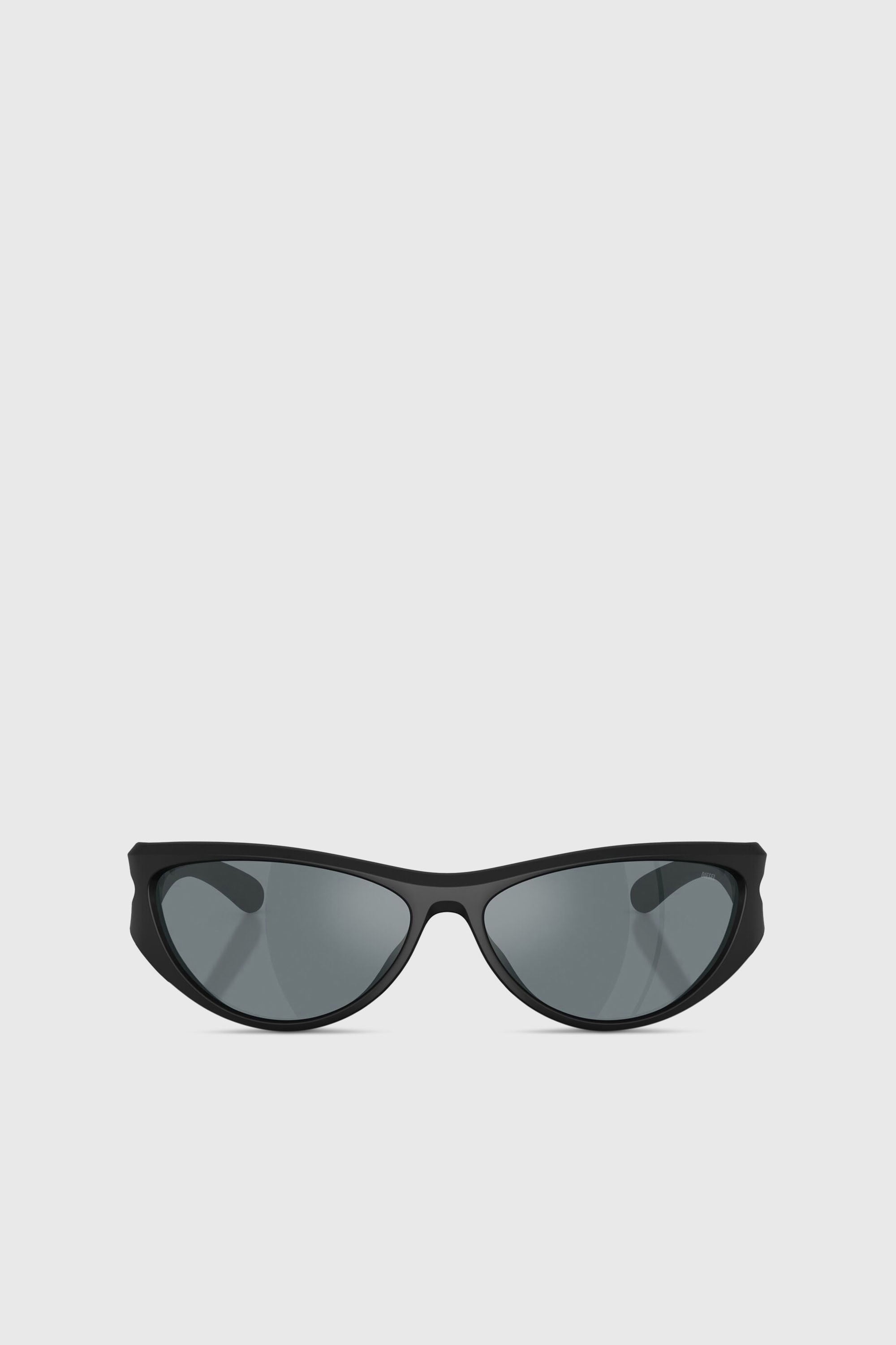 0DL3004U Cat-eye style sunglasses｜ブラック｜ウィメンズ｜DIESEL