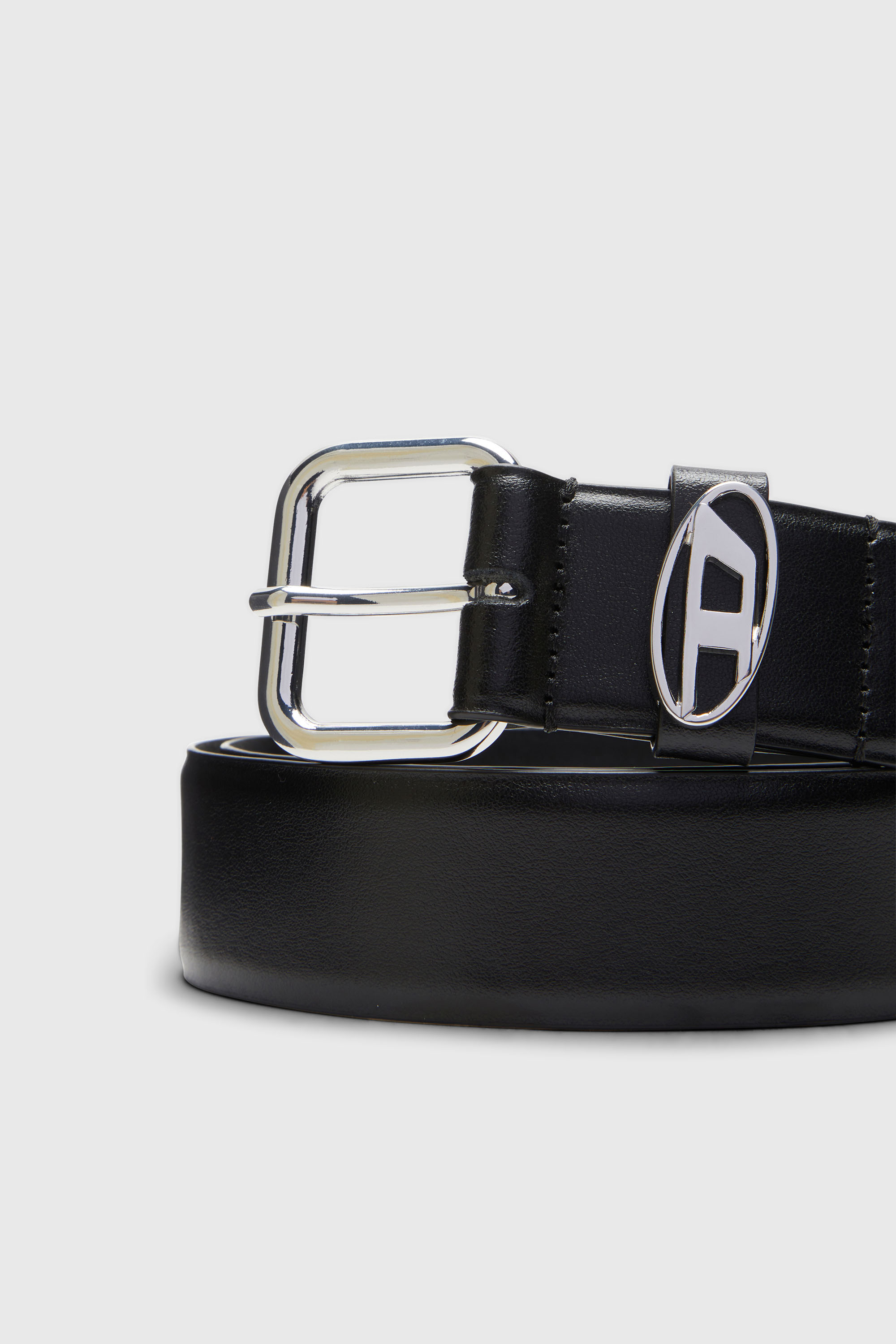 Diesel - B-1DR OVAL D LOOP, Unisex's 3.9cm logo-plaque embellished leather belt in ブラック/シルバー - 3